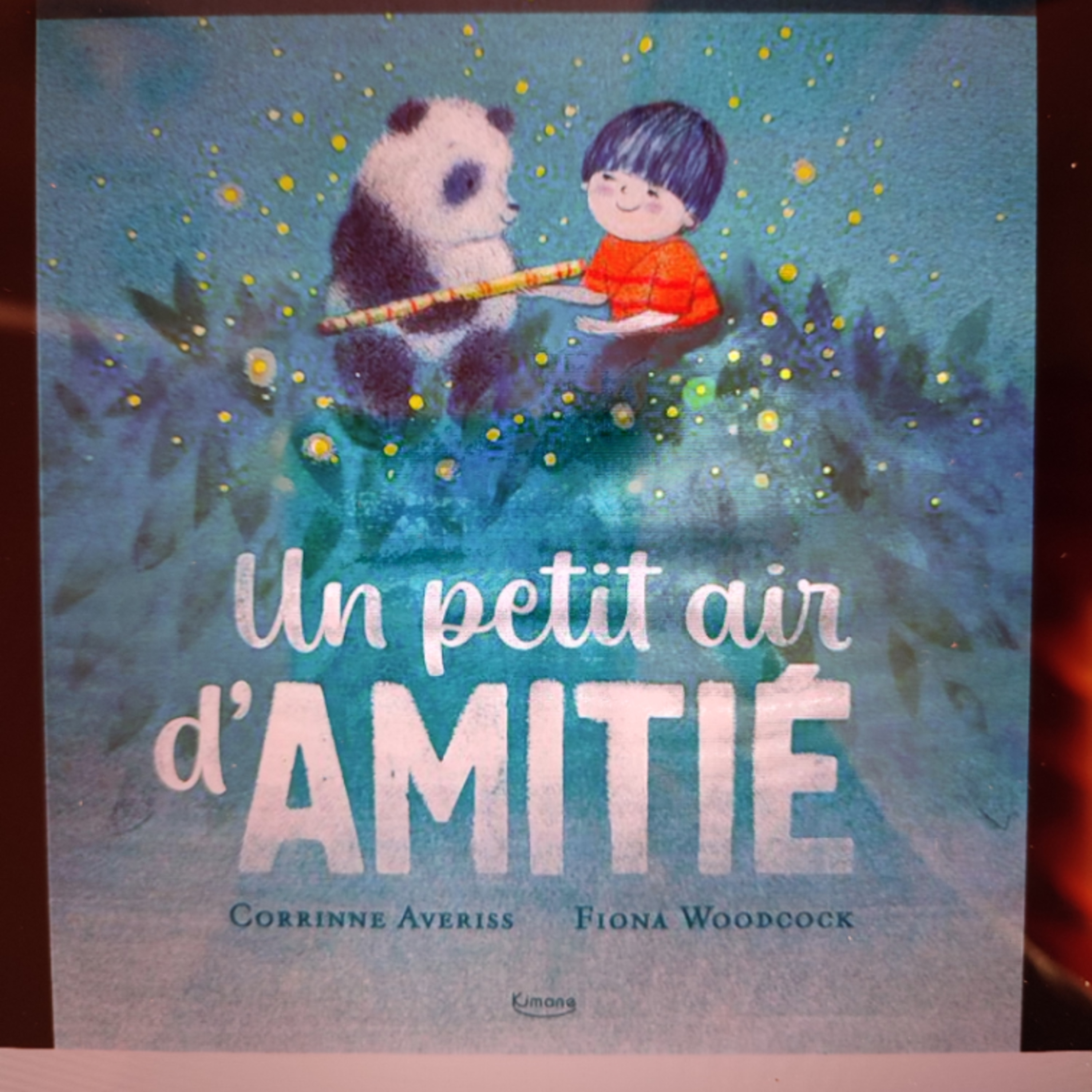 405 Un petit air d'AMITIÉ de Corrinne Averiss 🐼 🪈🏃🎶.Chi, un petit panda se cache dans la forêt episode artwork