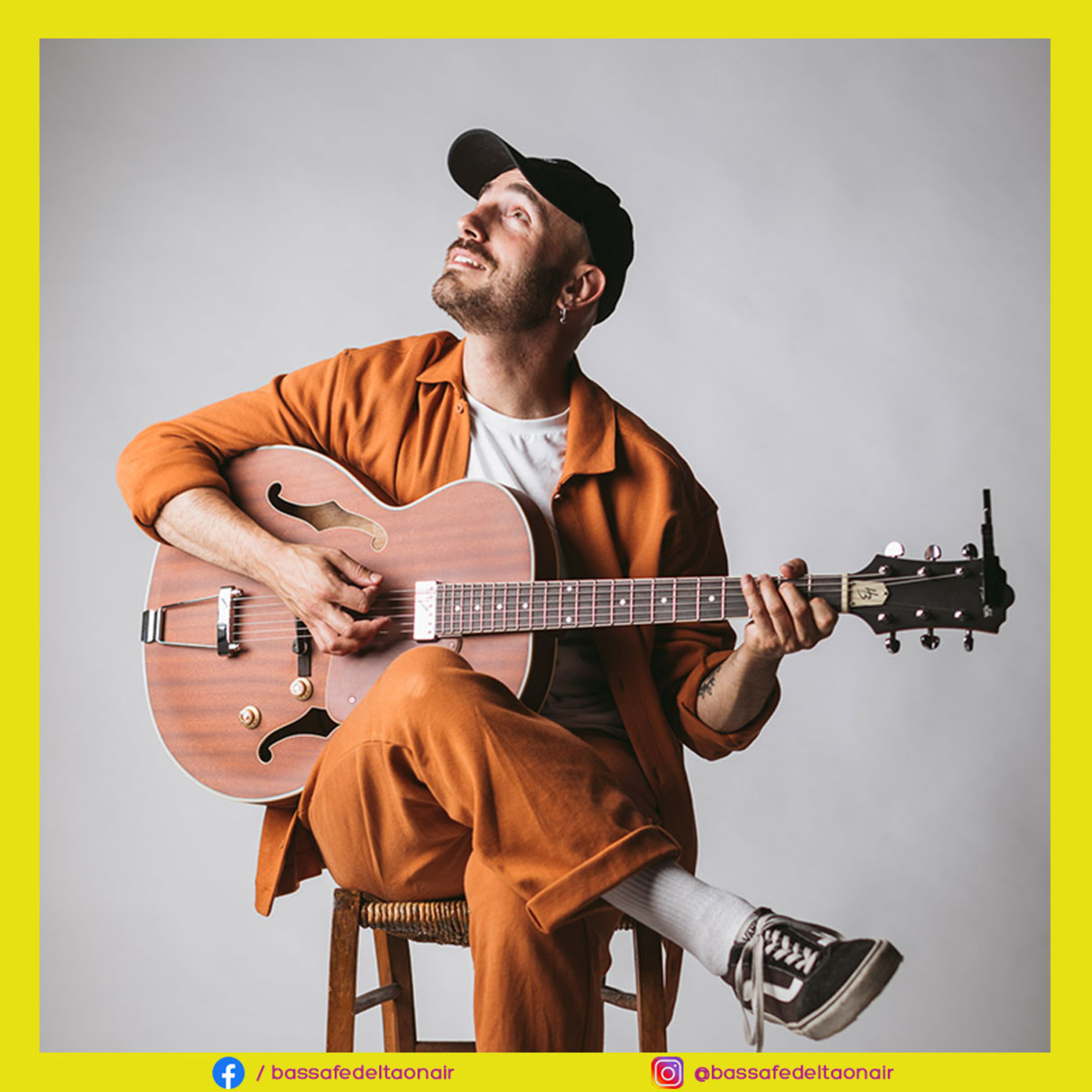 Lorenzo Bonfanti parla del suo percorso da cantautore: dal busking ai festival. episode artwork