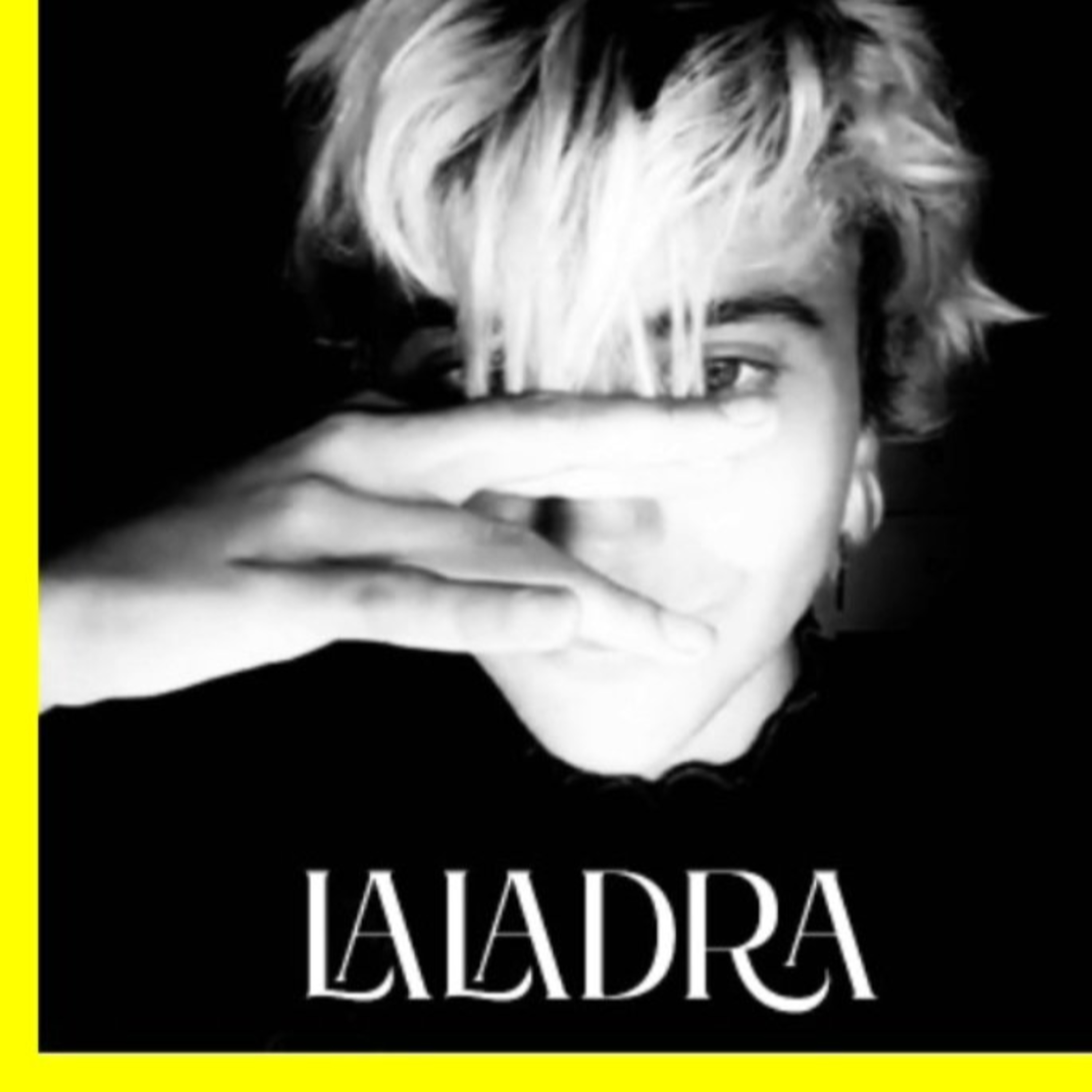 Intervista a Susie Regazzi sull'album d'esordio de LaLadra episode artwork