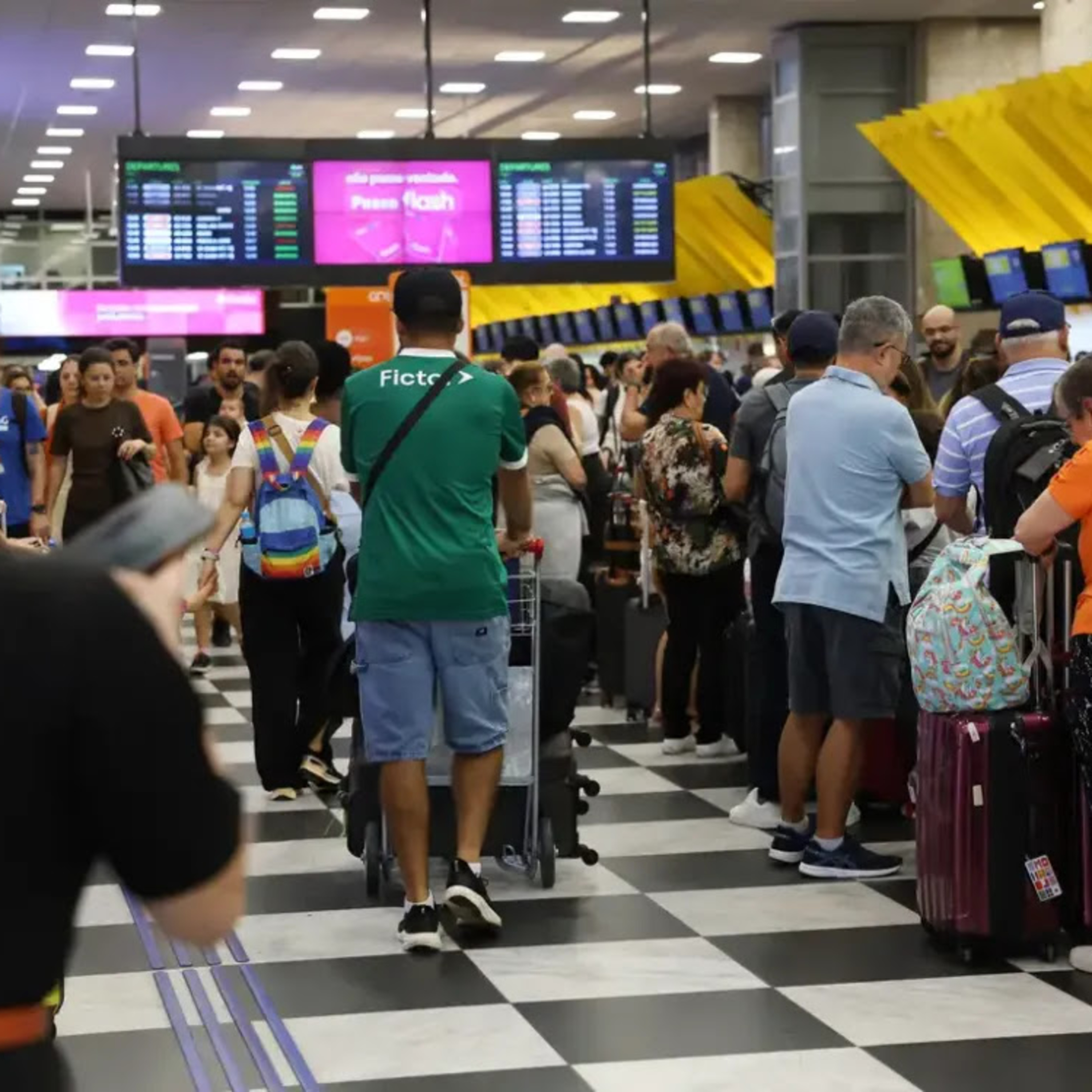 O Brasil virou moda no turismo internacional episode artwork