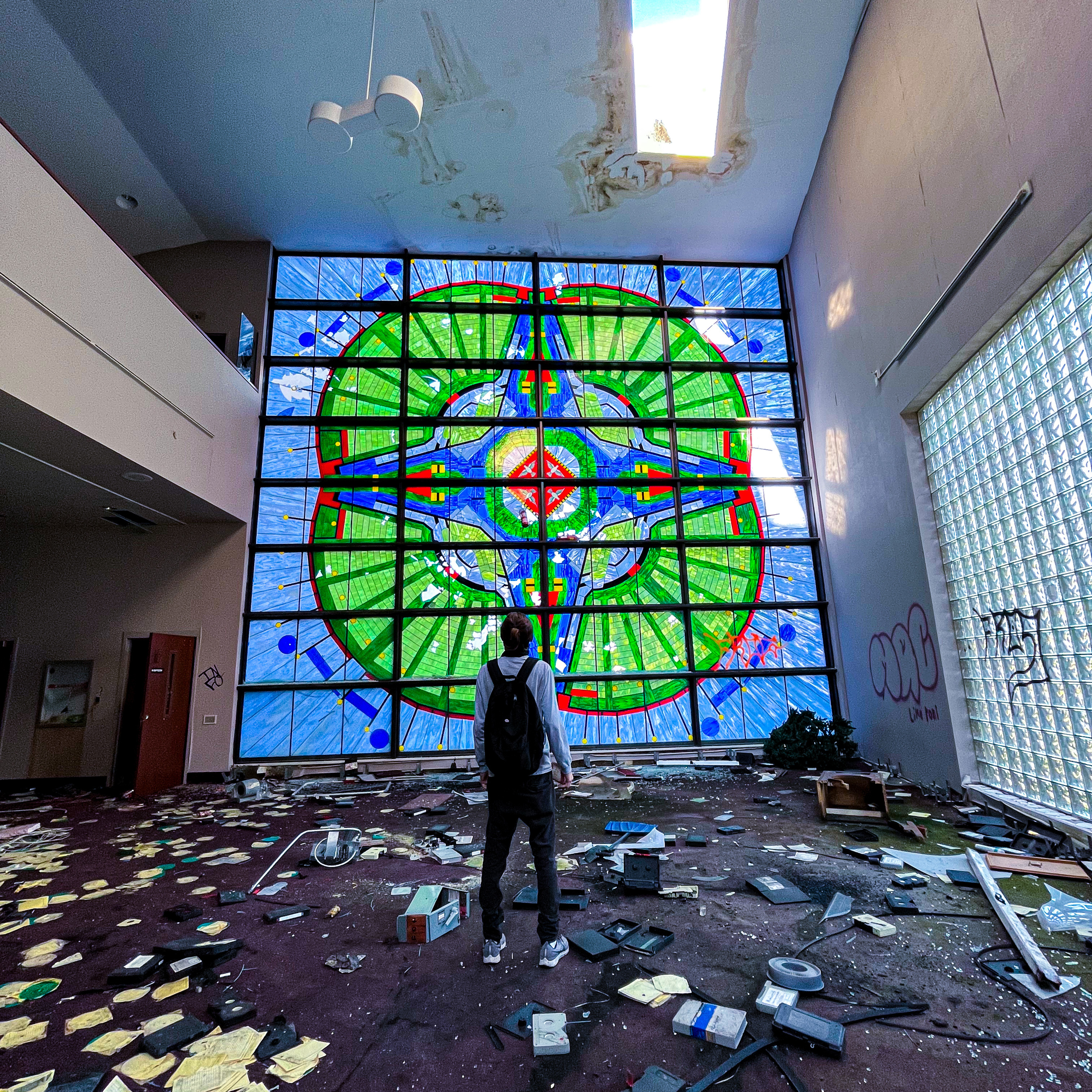The Decayed Side of St Louis with Skinnyleggedman