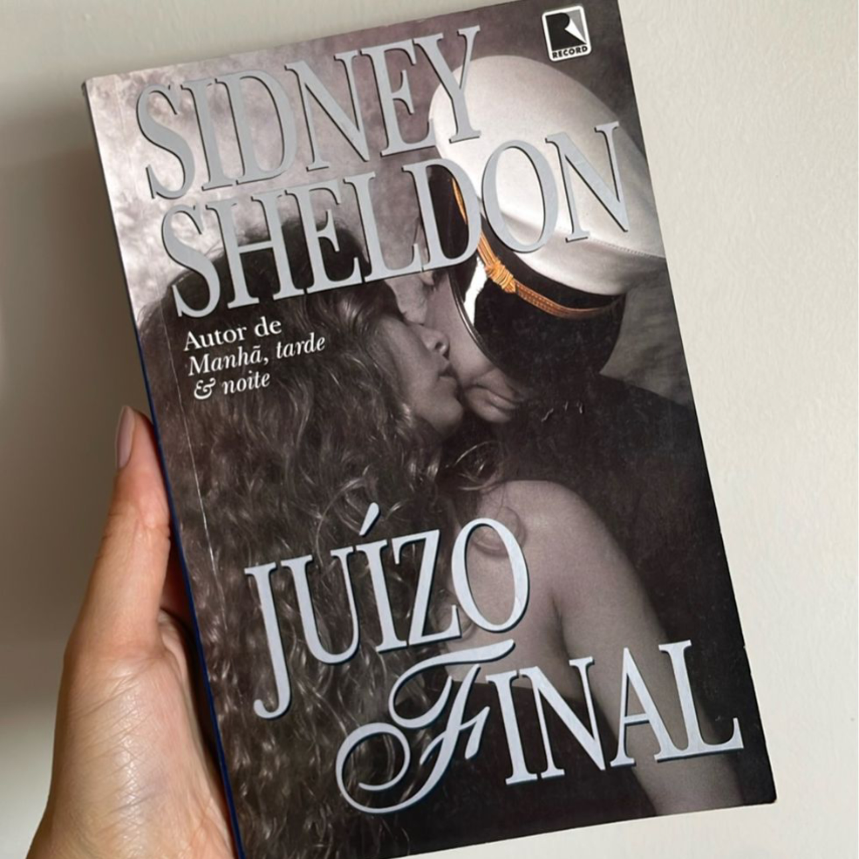 Sidney Sheldon - Juízo Final - Capítulos 18-20 episode artwork