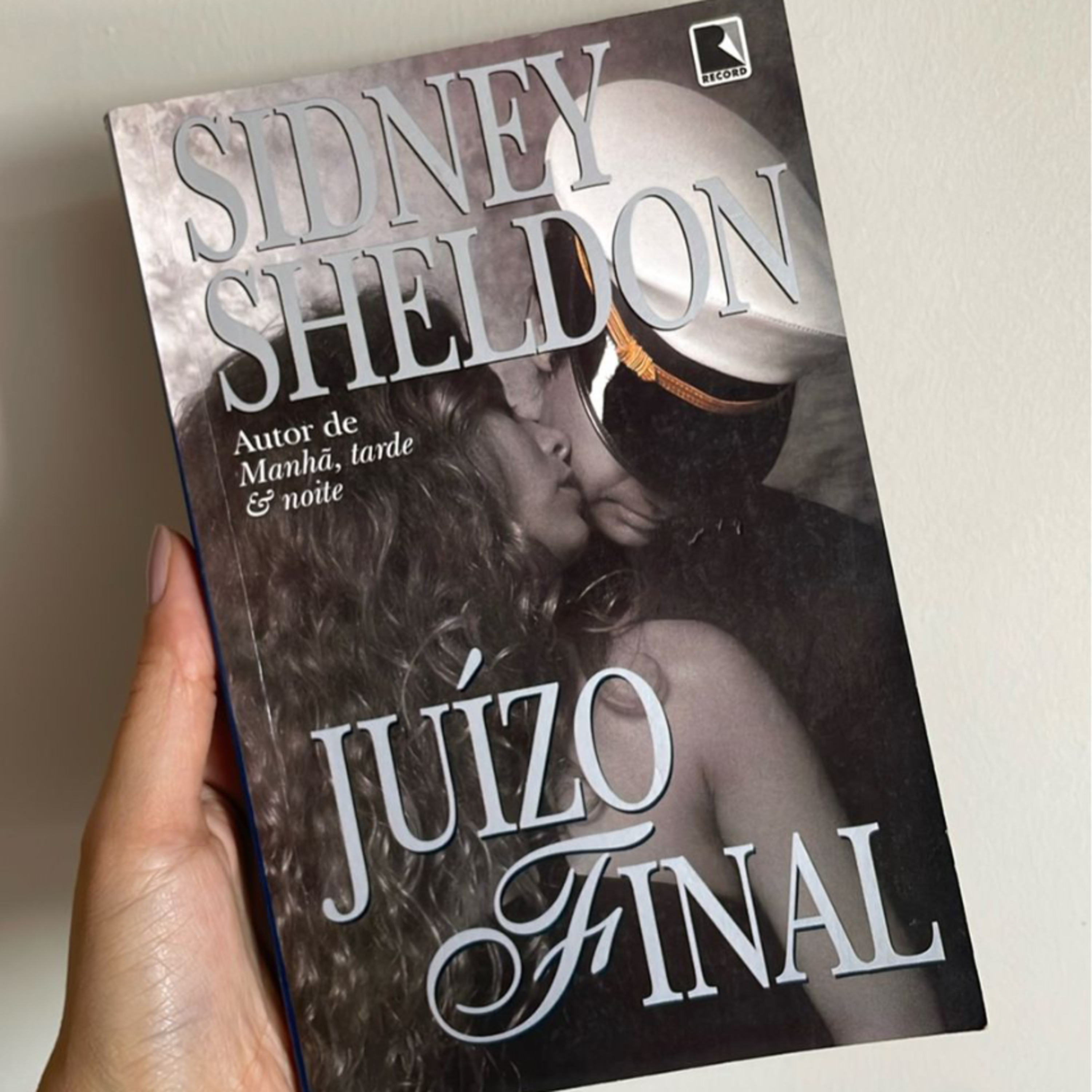 Sidney Sheldon - Juízo Final - Capítulos 23 - 25 episode artwork