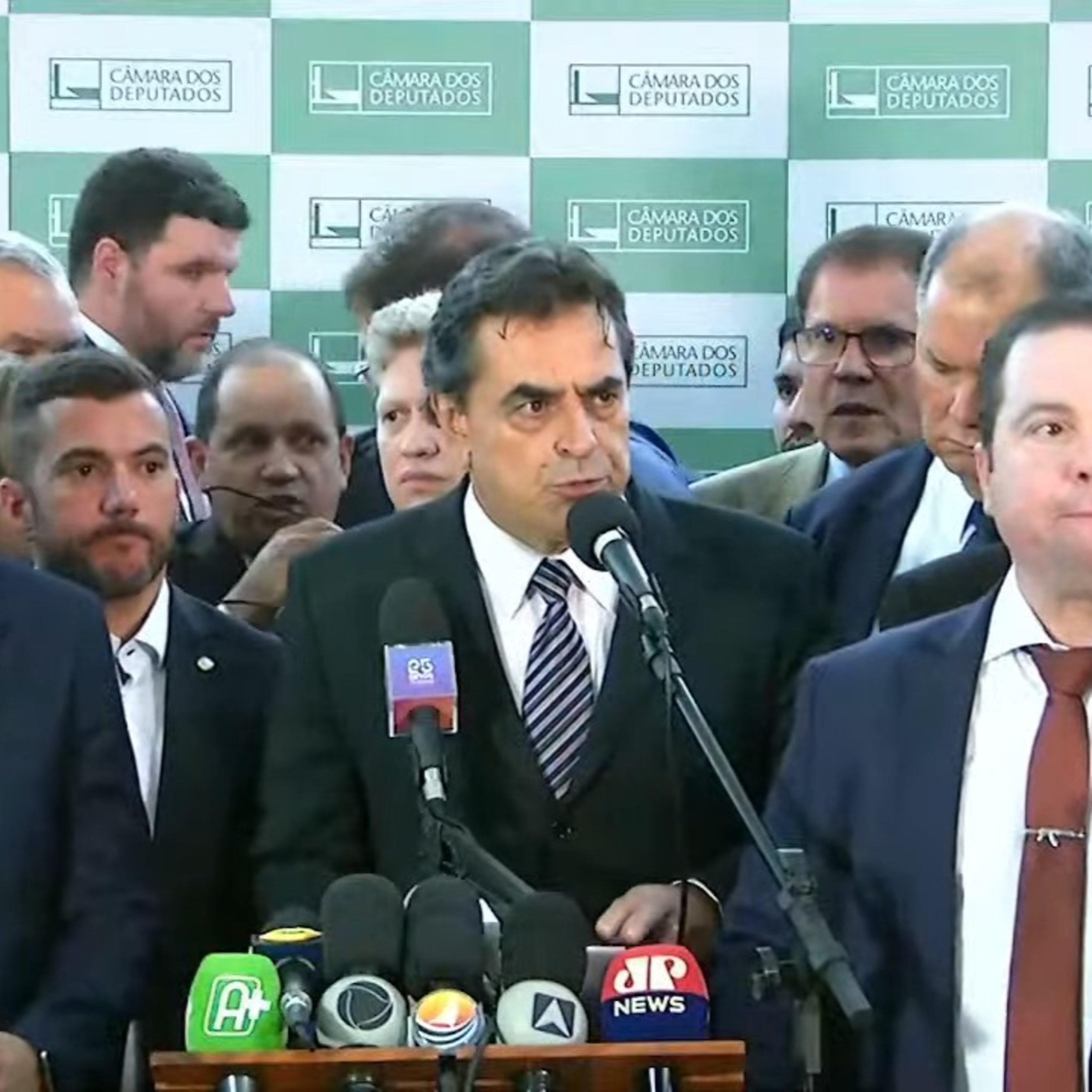 Em protesto contra decisões do STF, oposição entra em 'obstrução' no Congresso Nacional episode artwork