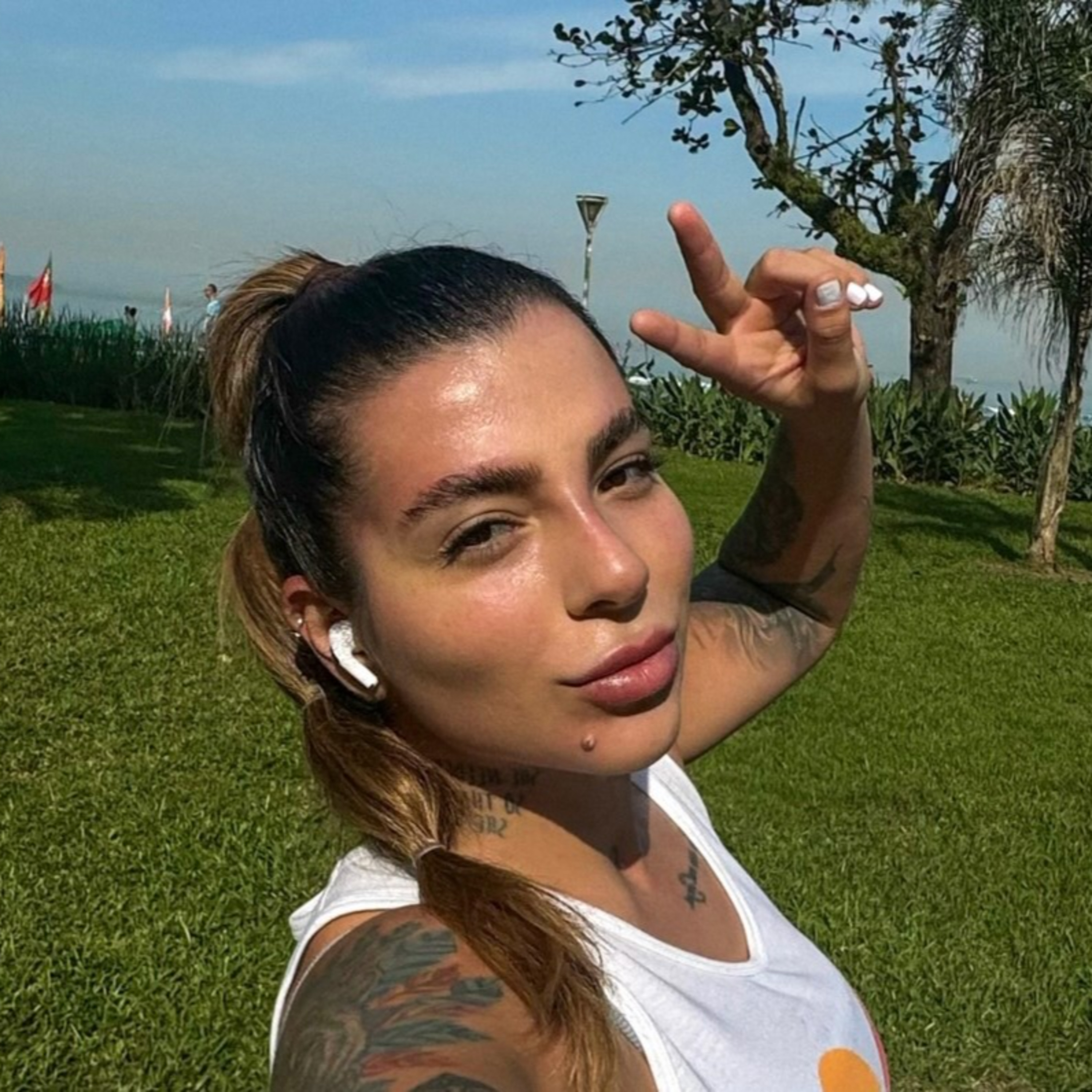 Filha de Mauricio Mattar, Petra Mattar volta a produzir para plataforma de conteúdo adulto episode artwork