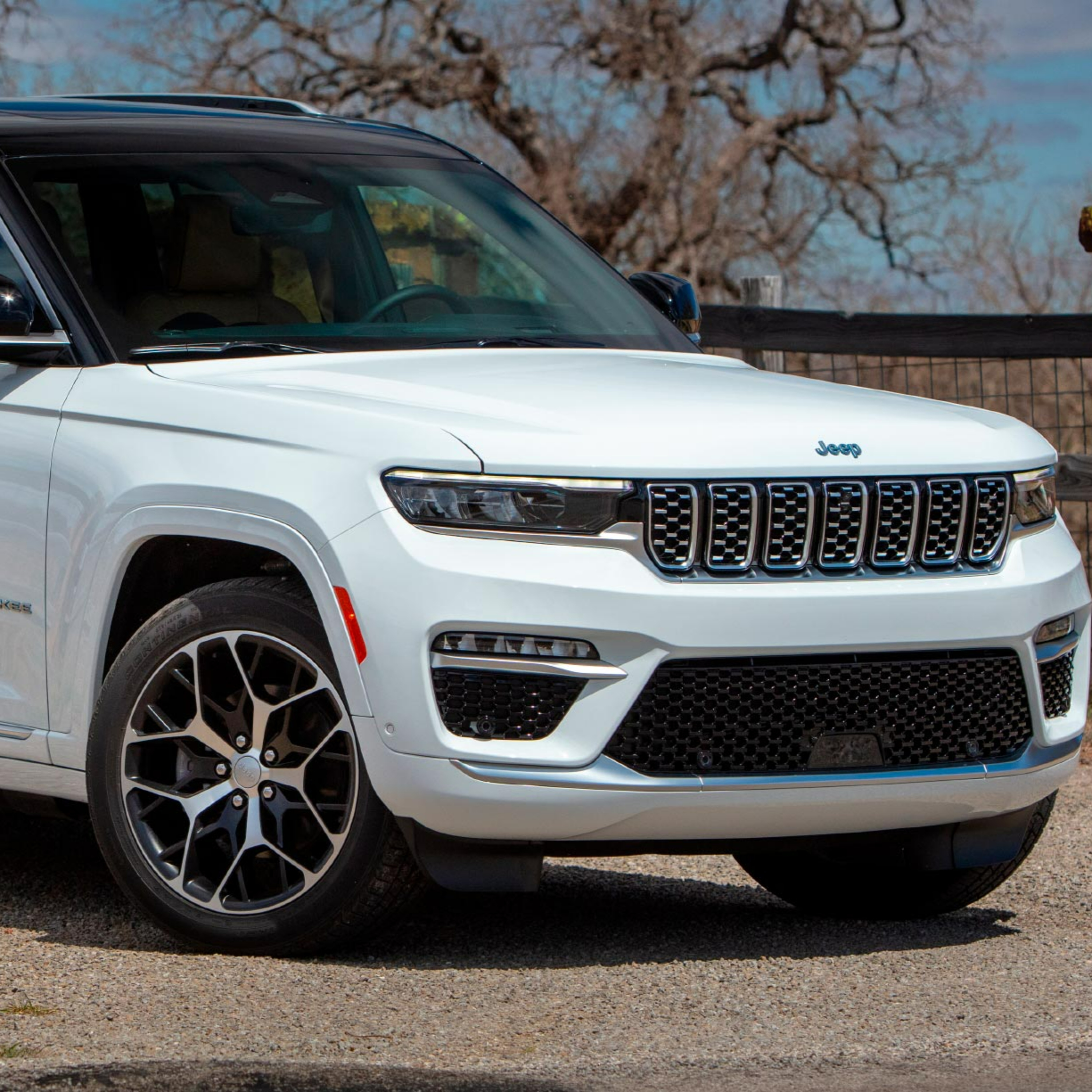Jeep Grand Cherokee 4xe já roda em testes no Brasil episode artwork