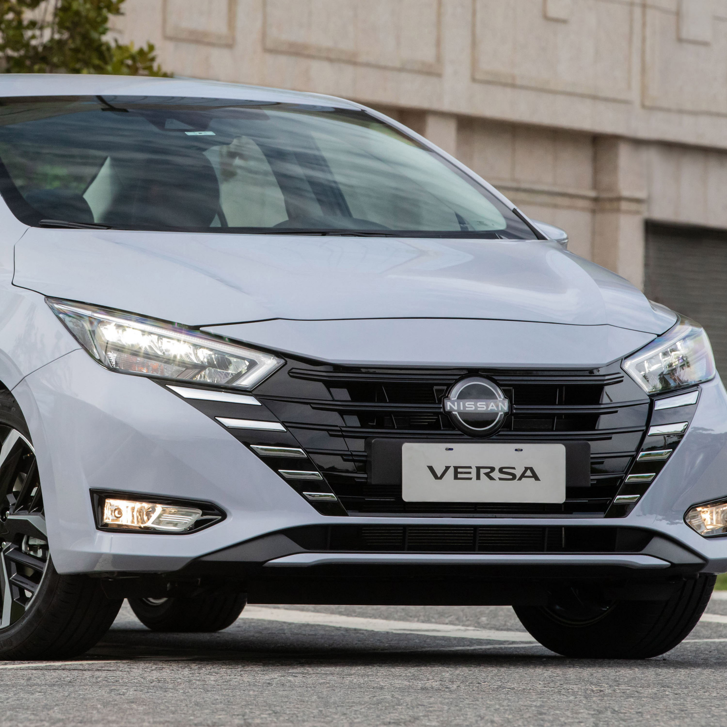 Avaliação: Nissan Versa 2024 episode artwork