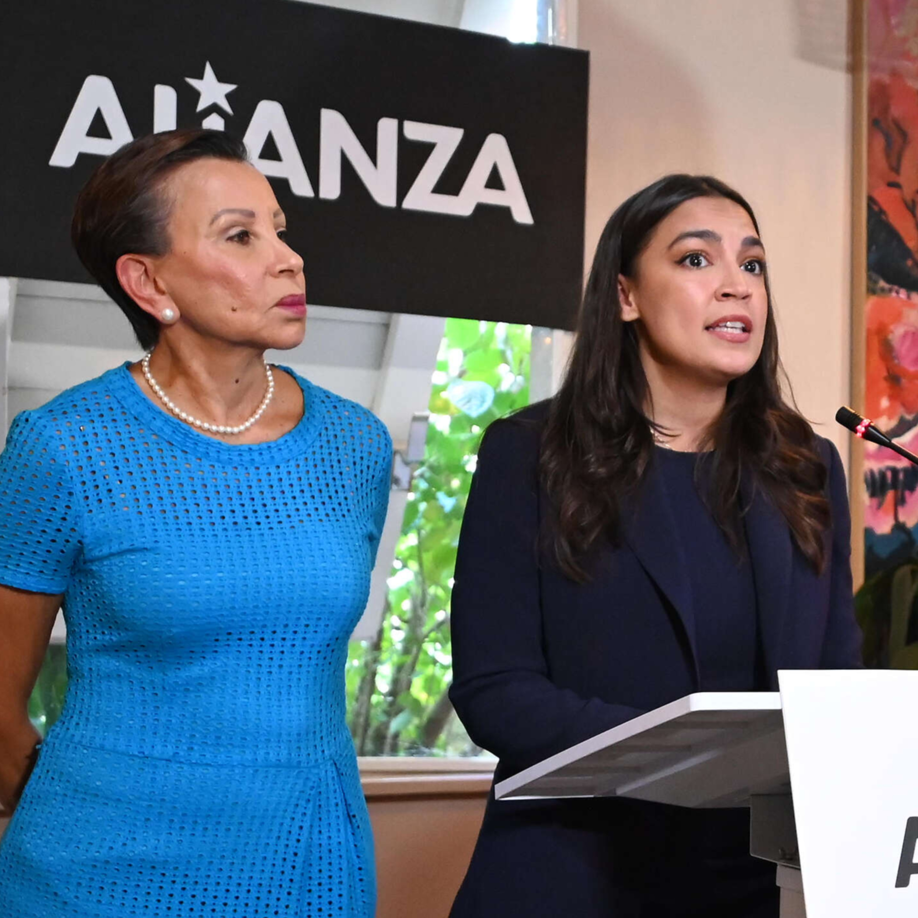 ¿Por qué el endoso de Nydia Velázquez y AOC a la Alianza? episode artwork