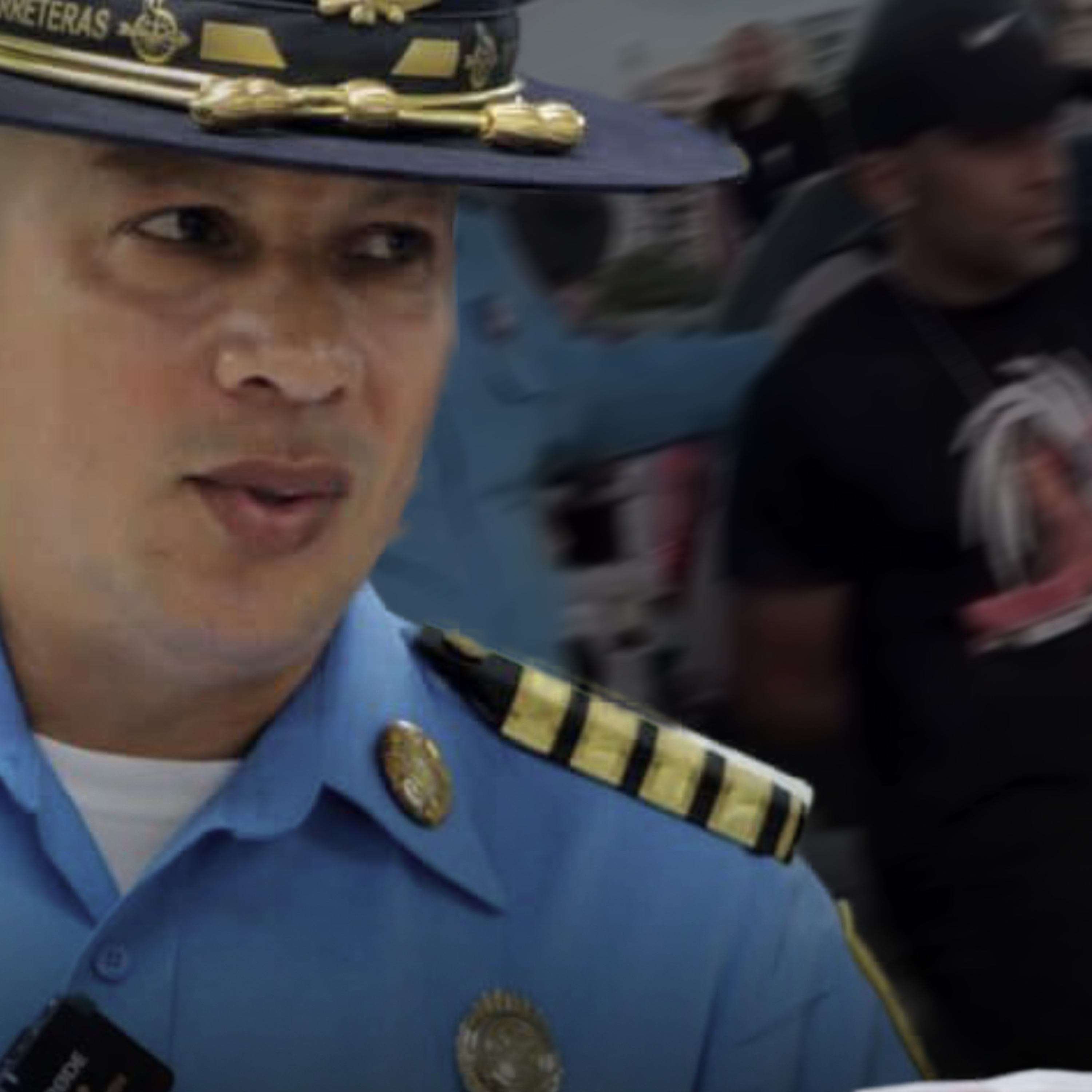 Desautorizan a la Policía frente al desorden episode artwork