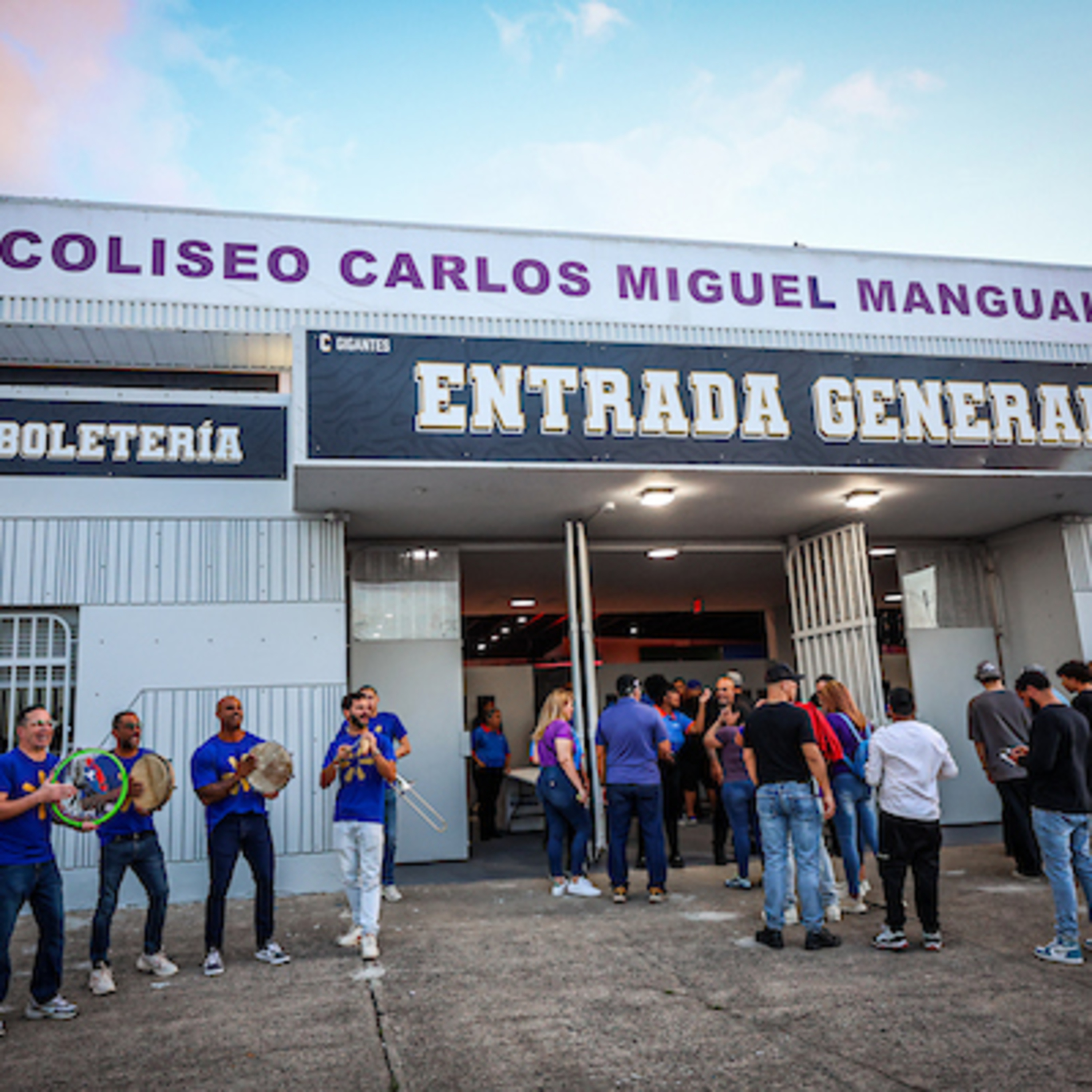 Portada de 12 Magnificos