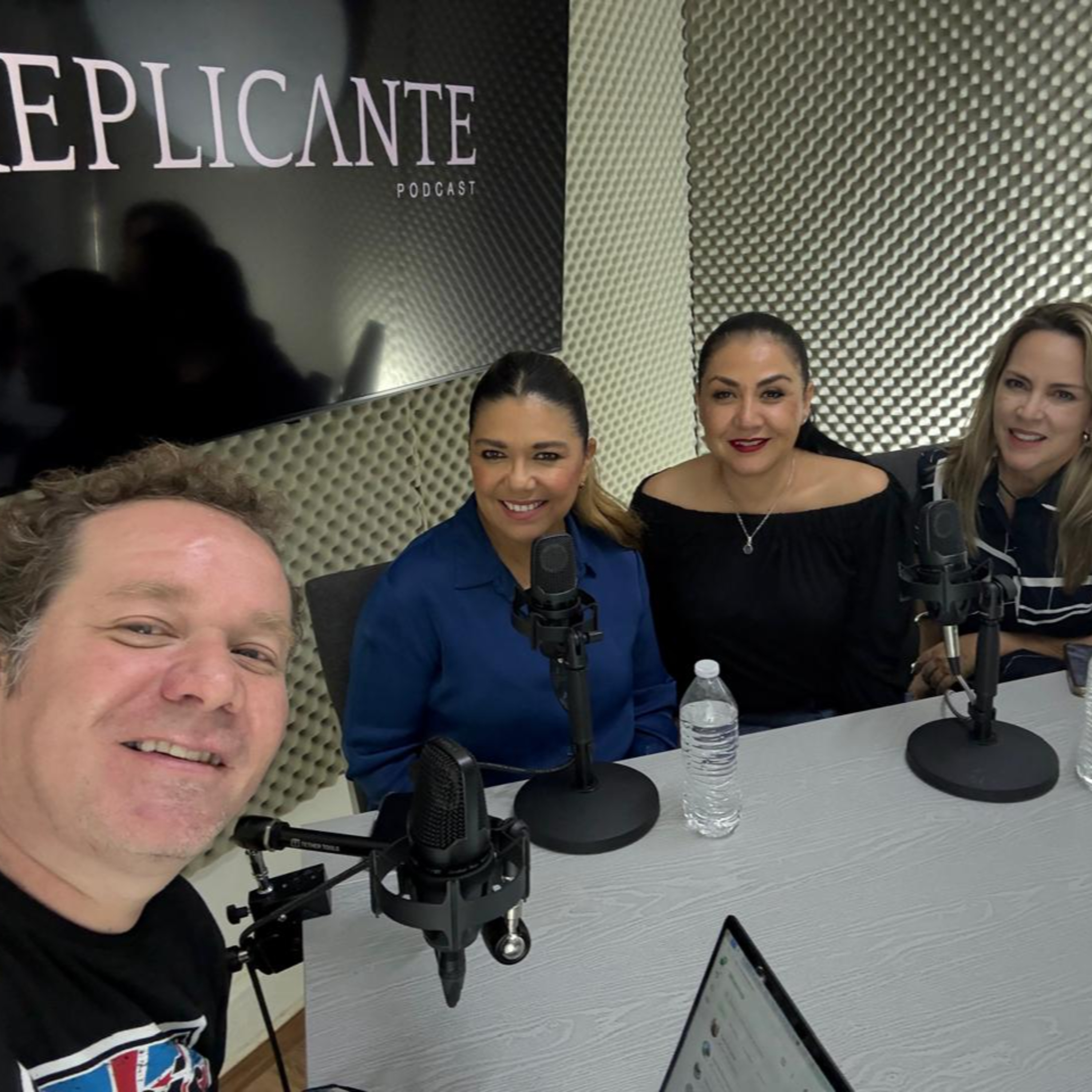 "De los celos al engaño: Experiencias y consejos en Replicante" episode artwork
