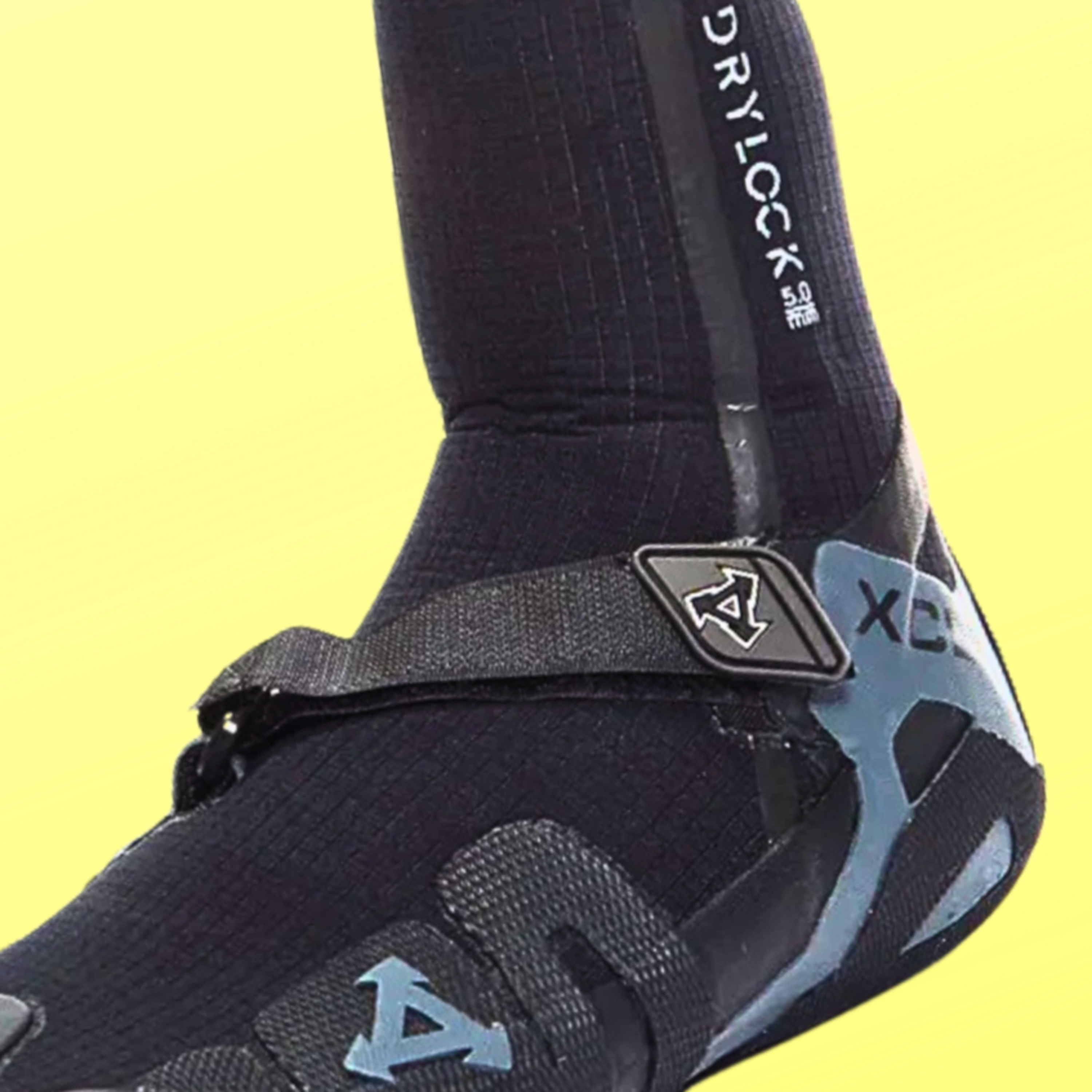 #207 - Battle of the Wetsuit Surf Booties - XCEL Drylock Split Toe Boots vs SOLITE Custom Pro 2.0 Boots episode artwork