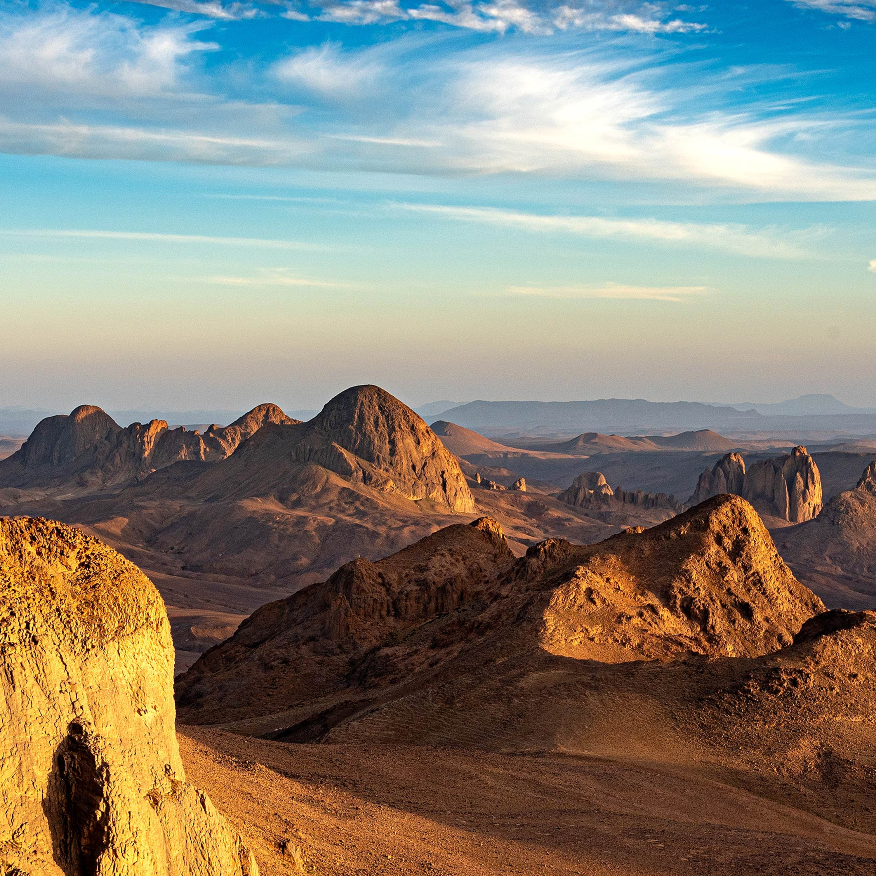 2 - Memahami Kaidah-Kaidah Nama dan Sifat Allah: Konsep Ketauhidan yang Mendasar dalam Islam episode artwork