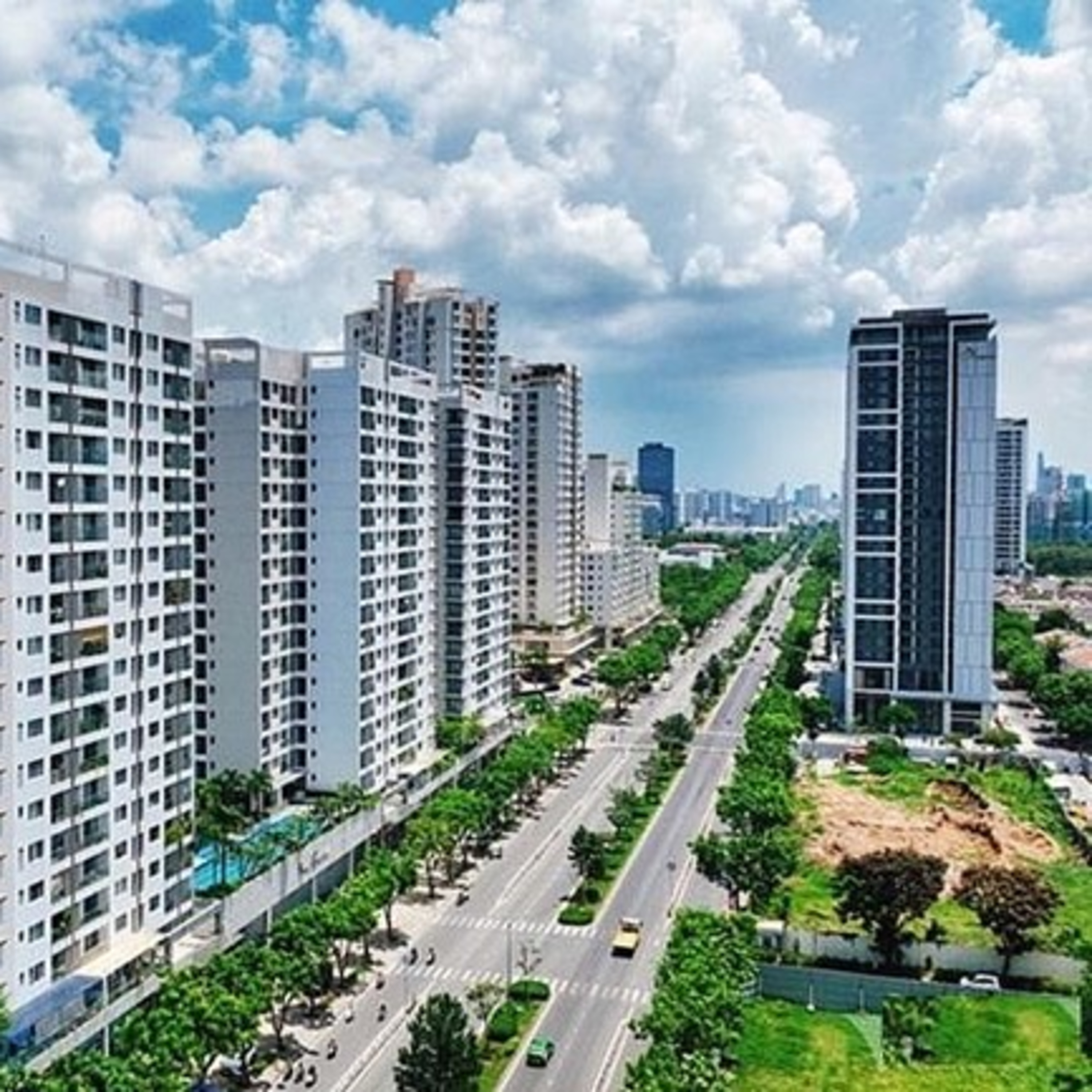 Dòng chảy kinh tế - Triển khai đồng bộ 3 luật, thúc đẩy thị trường bất động sản phát triển  episode artwork