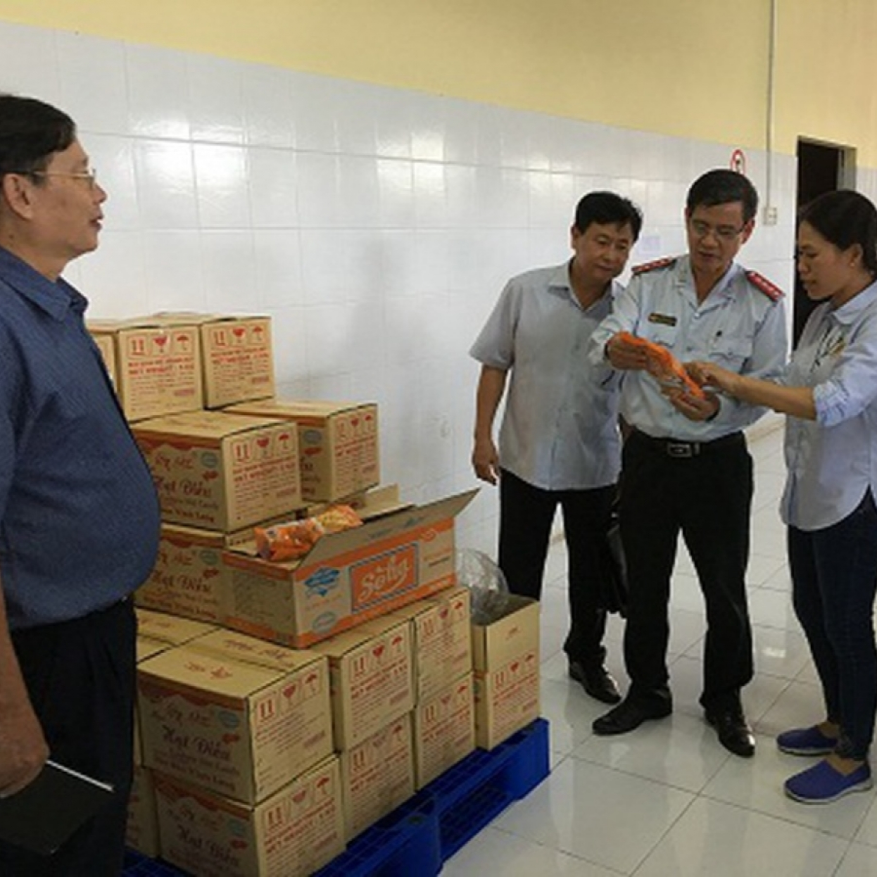 Sức sống hàng Việt - Thành lập 15 tổ kiểm tra các lĩnh vực liên quan đến dược, mỹ phẩm, sữa episode artwork
