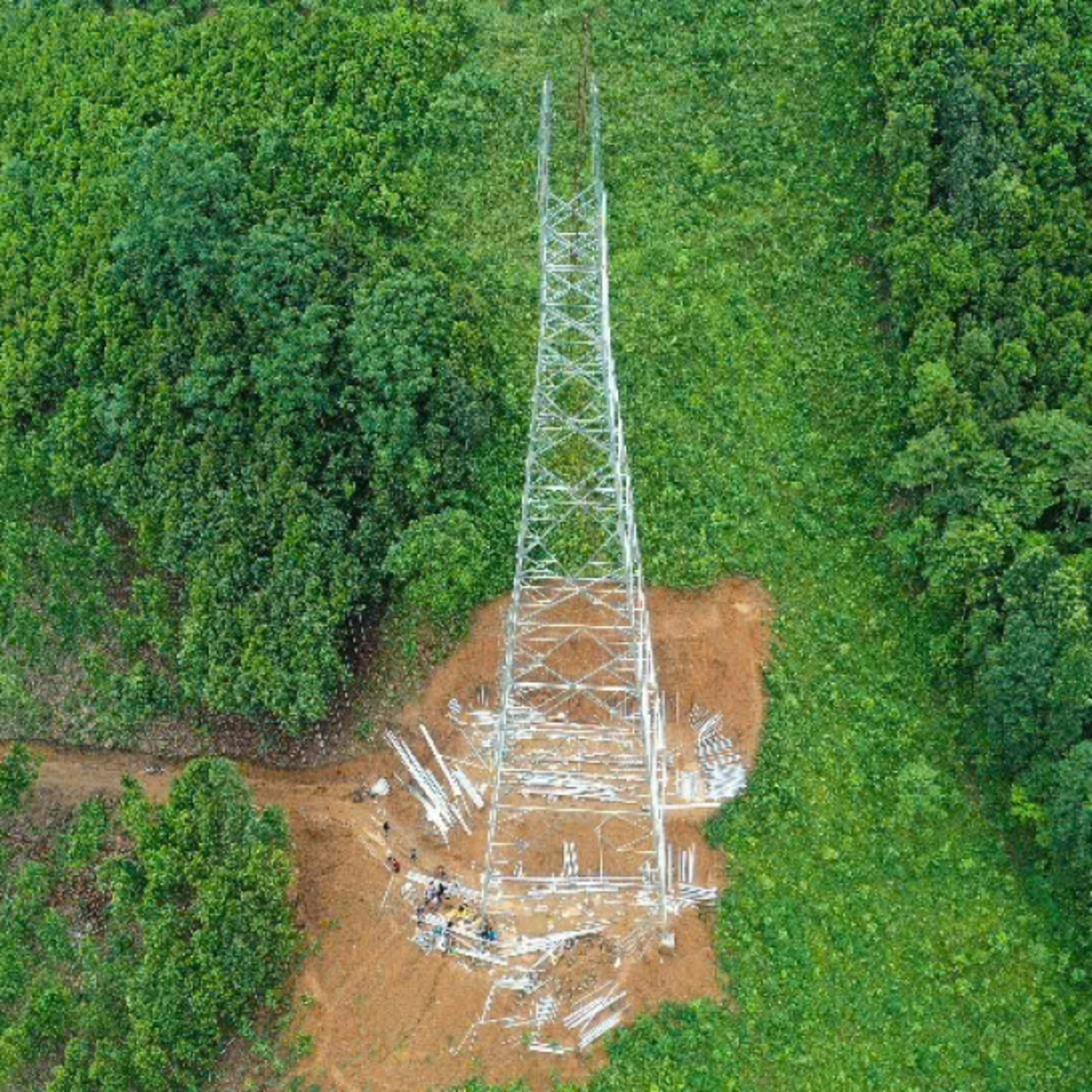 Dòng chảy kinh tế - “Vượt nắng, thắng mưa” trên công trường Dự án Đường dây 500kV Lào Cai – Vĩnh Yên episode artwork