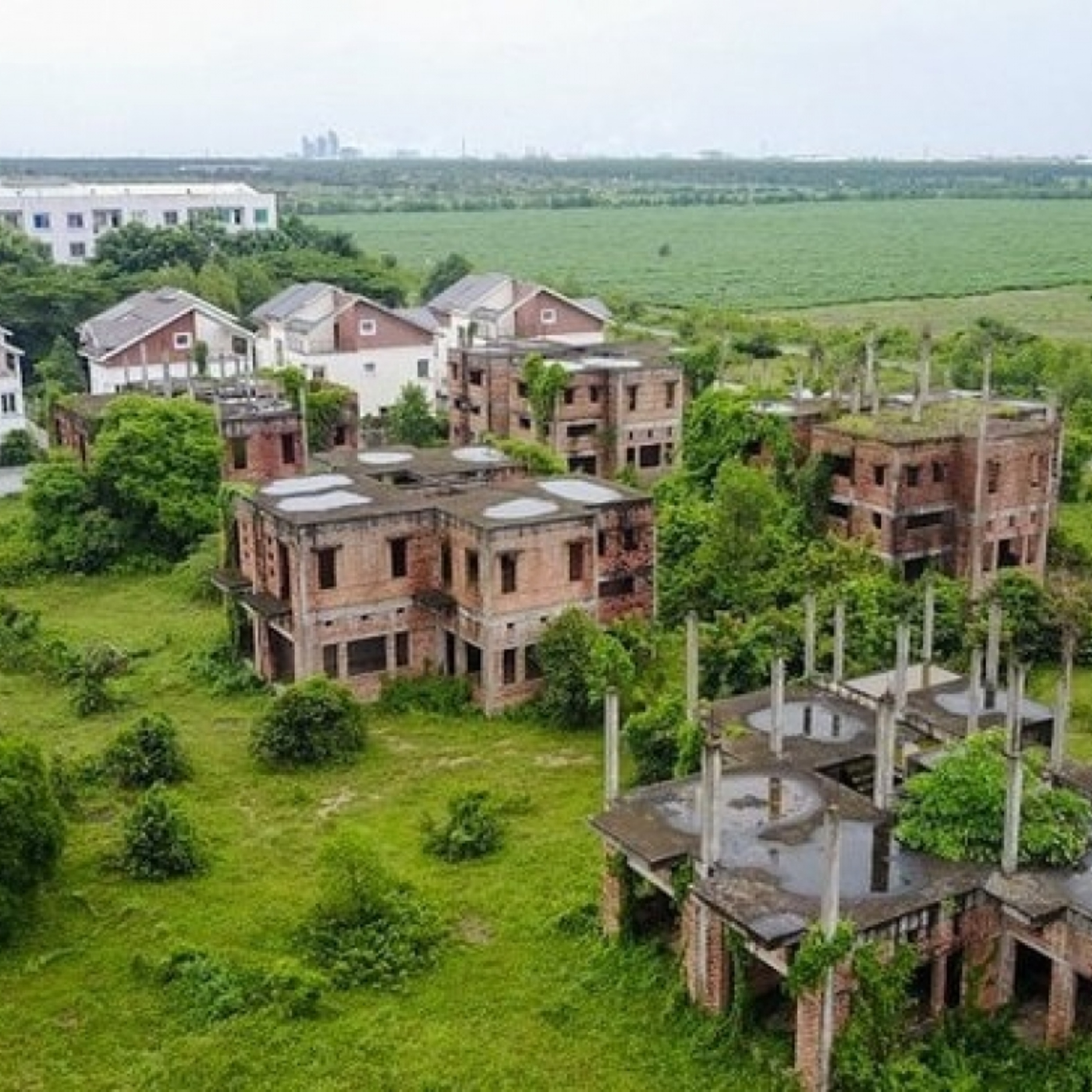 Trước giờ mở cửa - Bộ Xây dựng đề xuất đánh thuế nhà bỏ hoang episode artwork