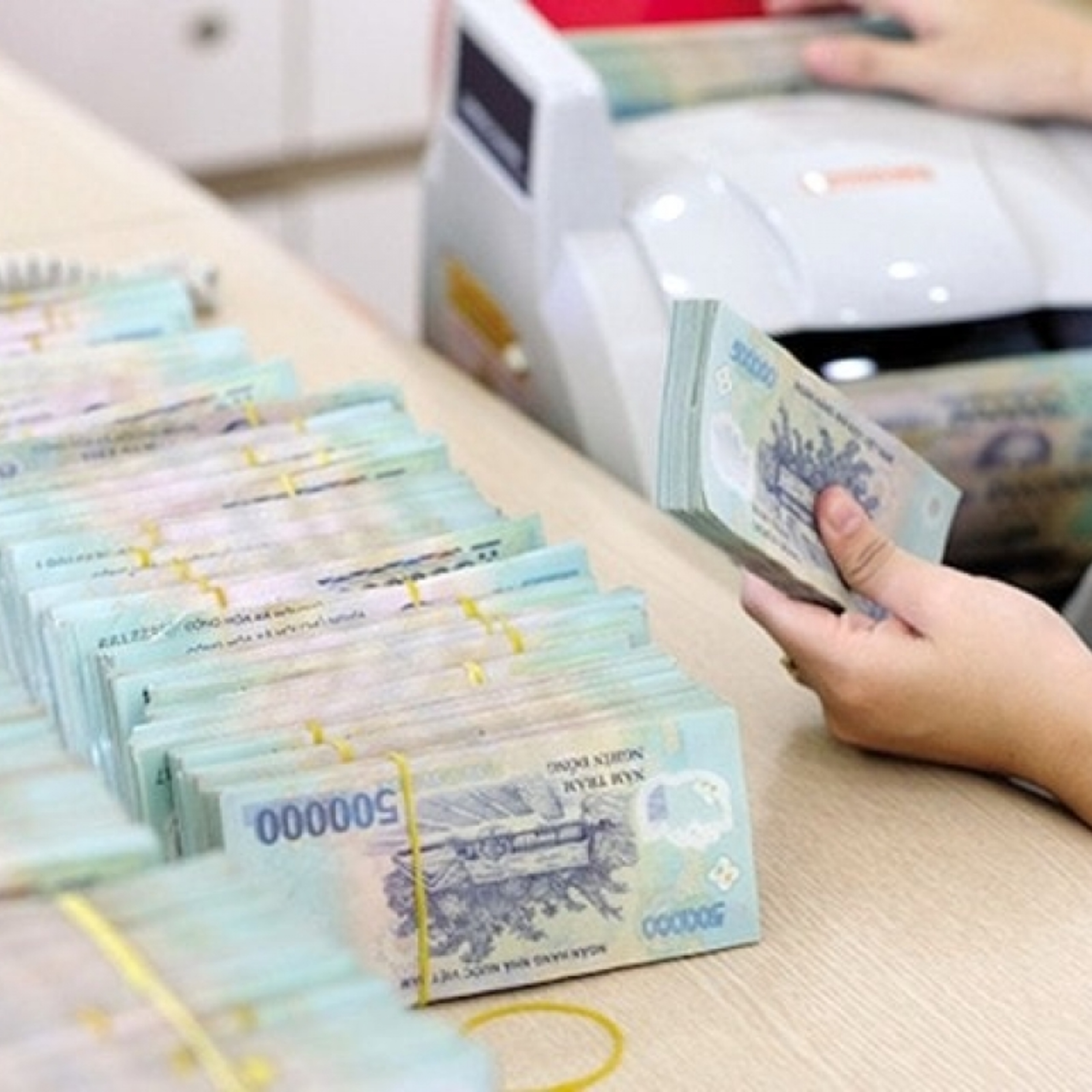 Trước giờ mở cửa - Hơn 14 triệu tỷ đồng chảy vào ngân hàng trong nửa đầu năm nay episode artwork