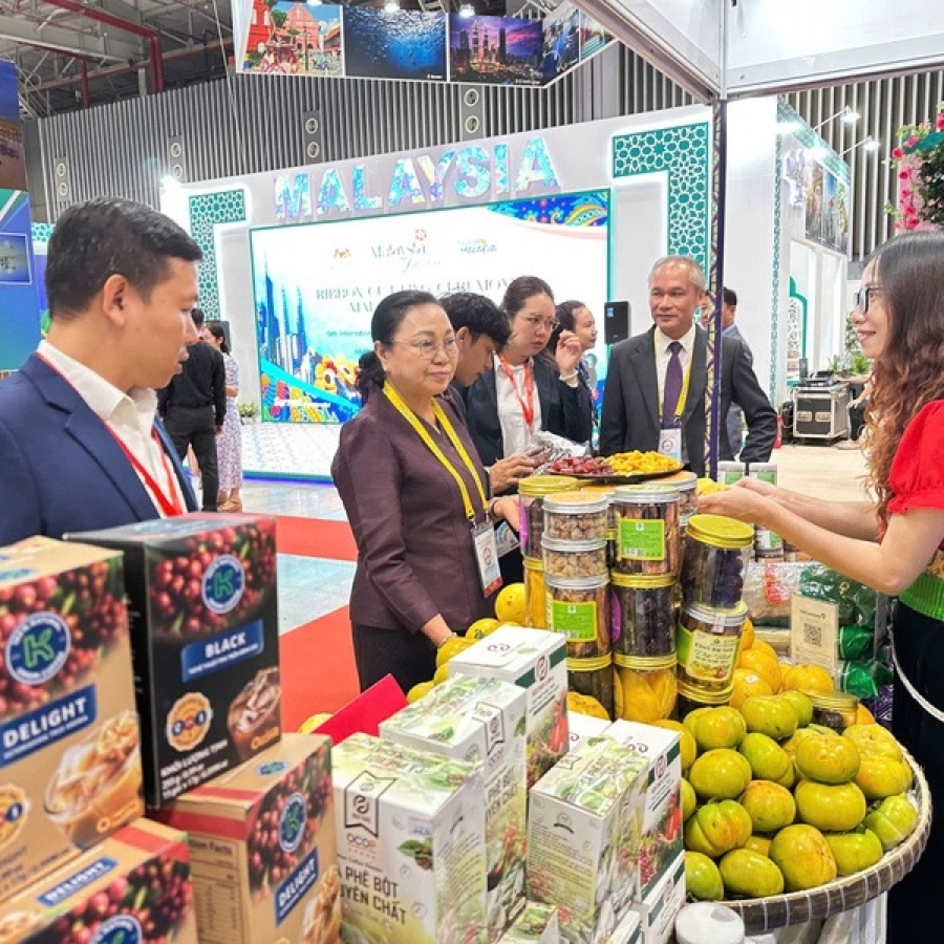 Sức sống hàng Việt - Sơn La thu gần 3.800 tỷ đồng từ sản phẩm quả