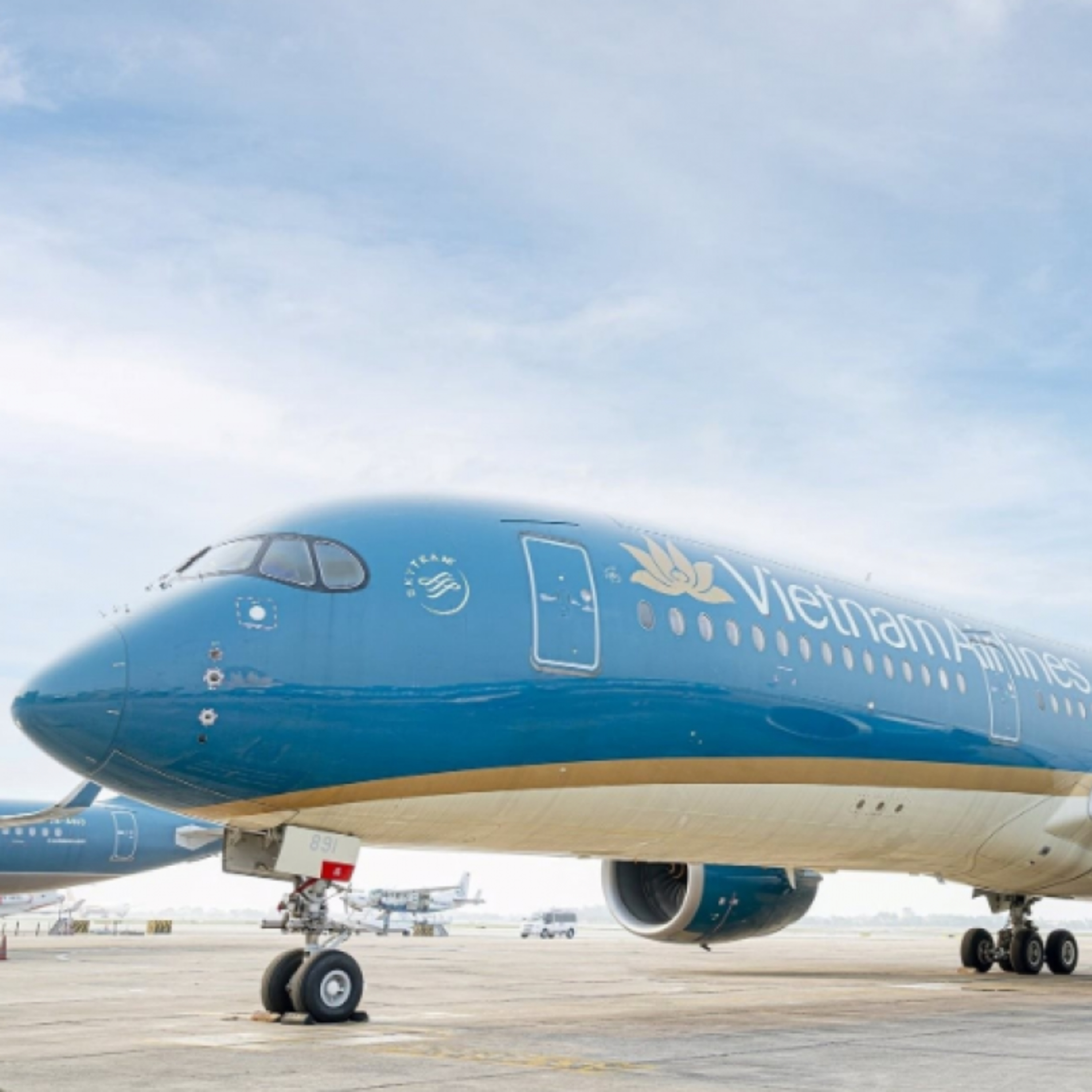 Trước giờ mở cửa - Vietnam Airlines huy động thành công gần 9.000 tỷ đồng episode artwork