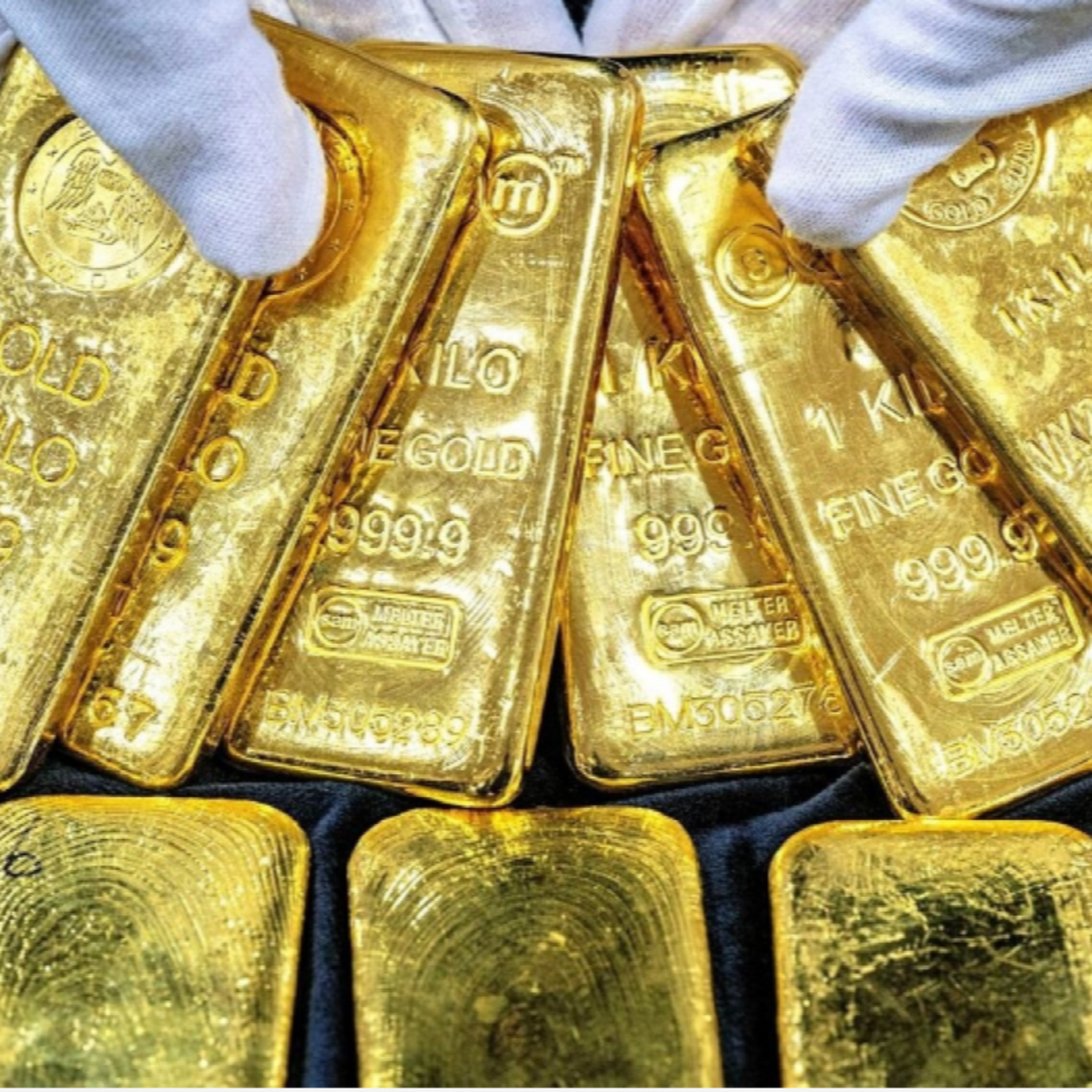 Trước giờ mở cửa - Dự thảo nâng số dư vàng cuối ngày tại các ngân hàng lên tối đa 5% vốn tự có