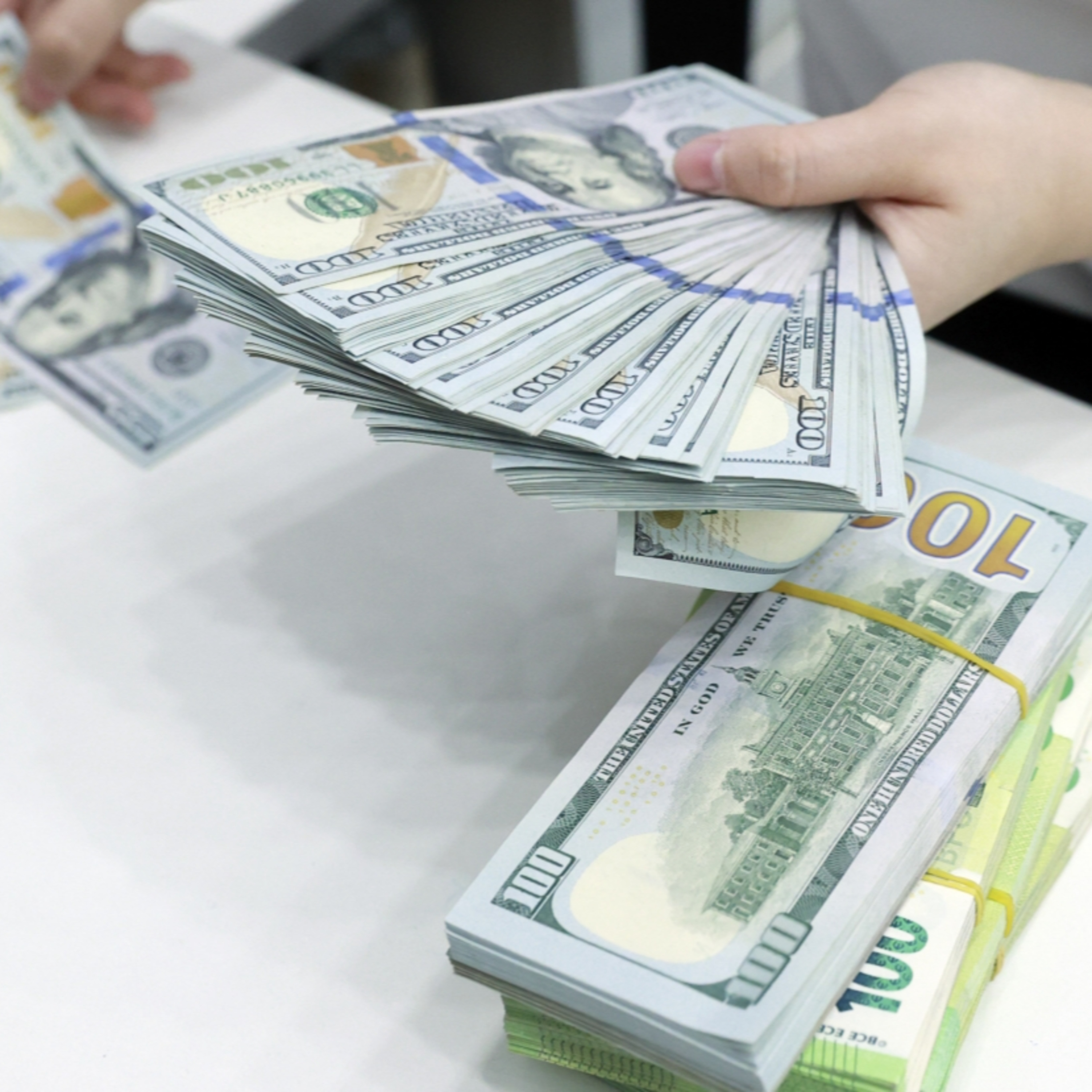 Dòng chảy Kinh tế - FED giữ nguyên lãi suất - sức ép lên tỷ giá và bài toán tăng trưởng từ nay đến cuối năm episode artwork
