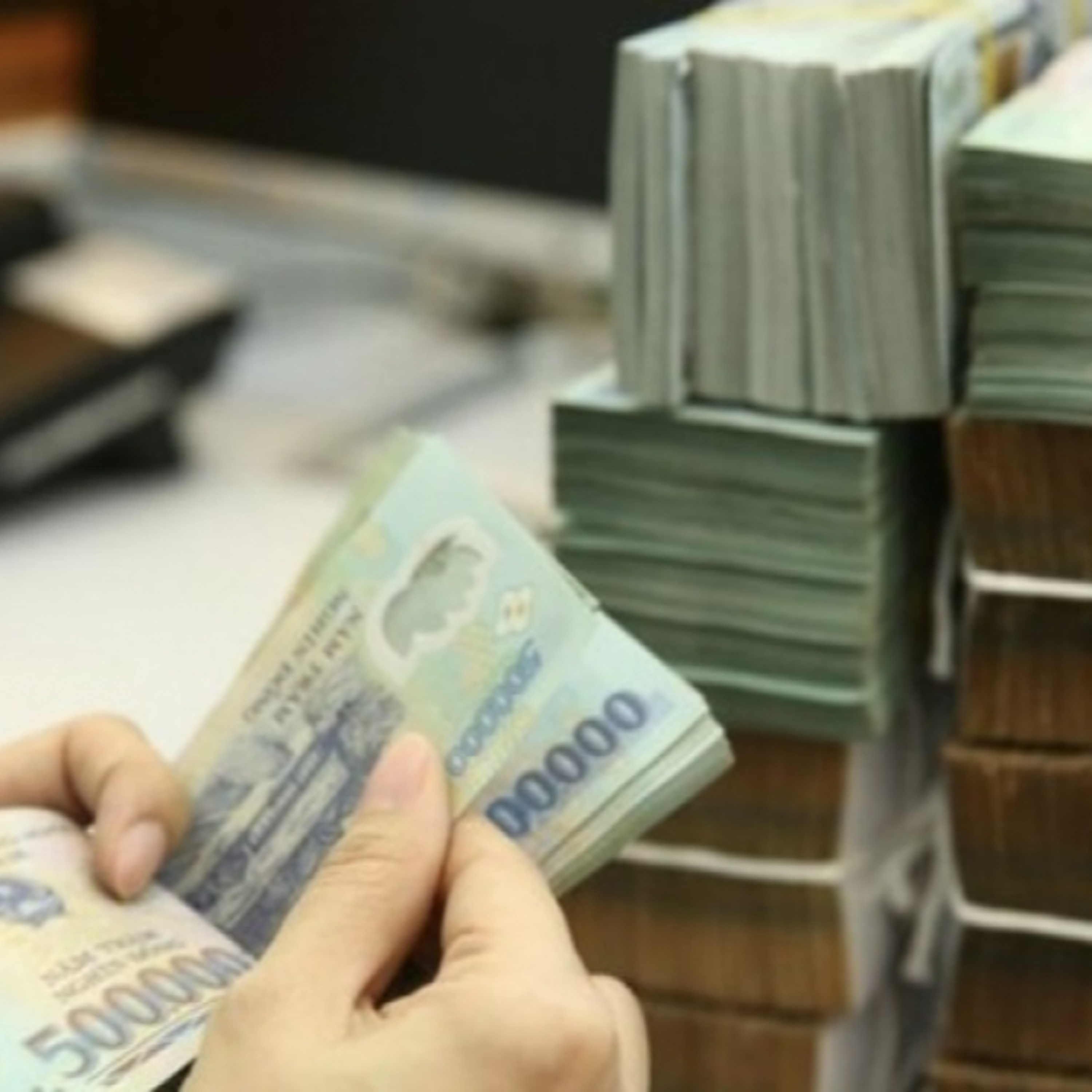Trước giờ mở cửa - Tiền gửi Kho bạc Nhà nước tại 4 ngân hàng quốc doanh tăng mạnh