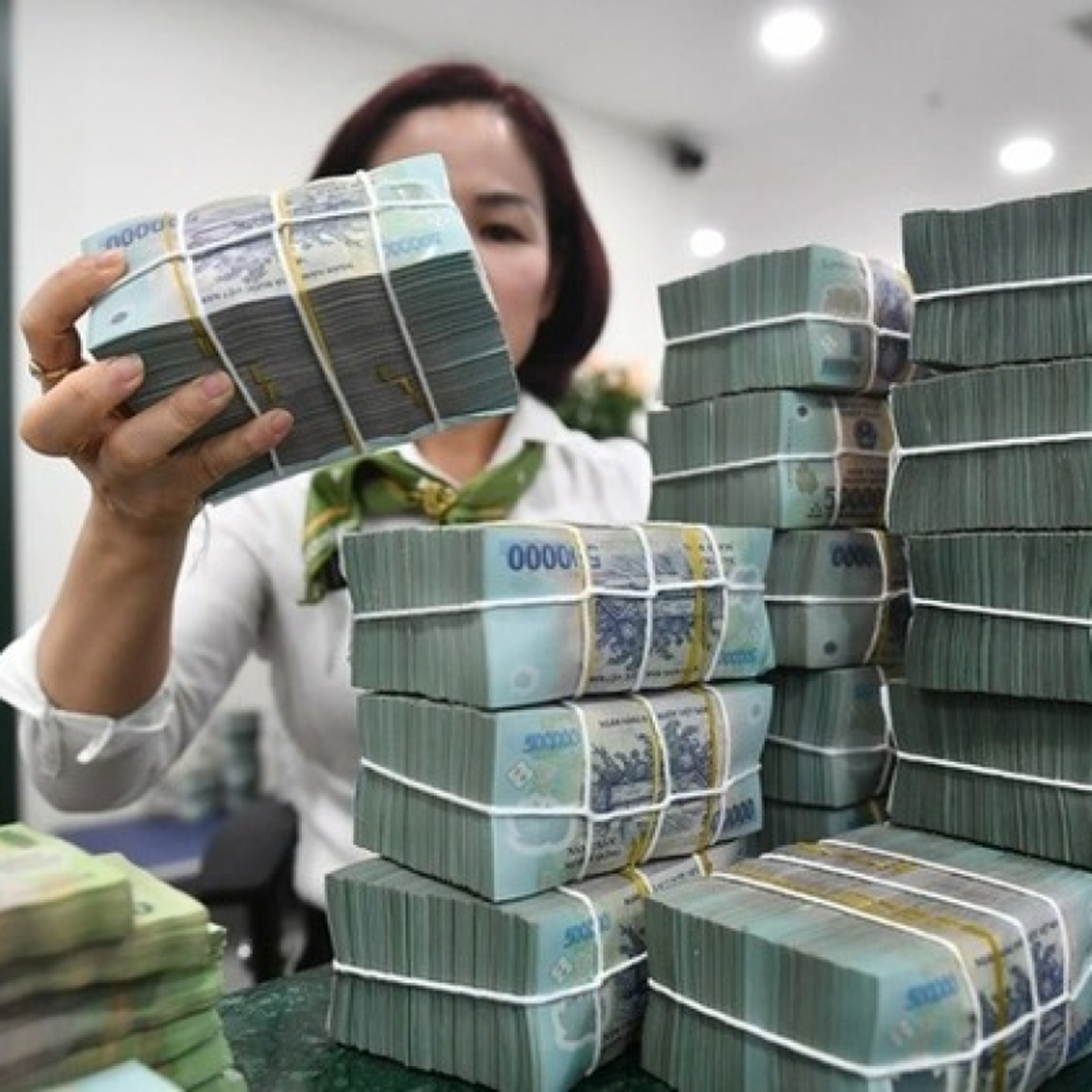 Trước giờ mở cửa - Tiền gửi Kho bạc Nhà nước tại 4 ngân hàng quốc doanh tăng mạnh