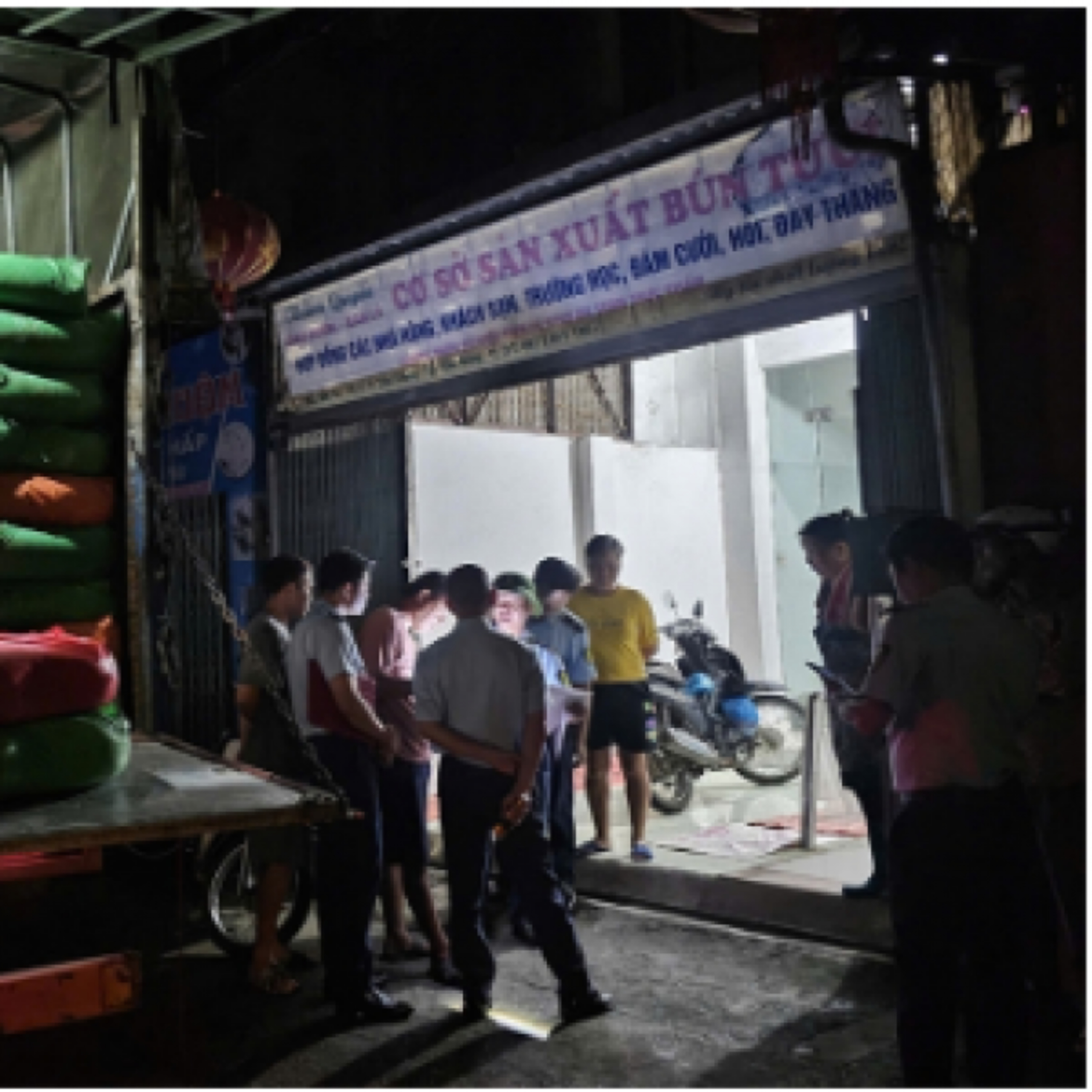 Tuyên chiến với gian lận thương mại - Cao Bằng: tạm giữ gần 8 tấn bột bún không rõ nguồn gốc xuất xứ