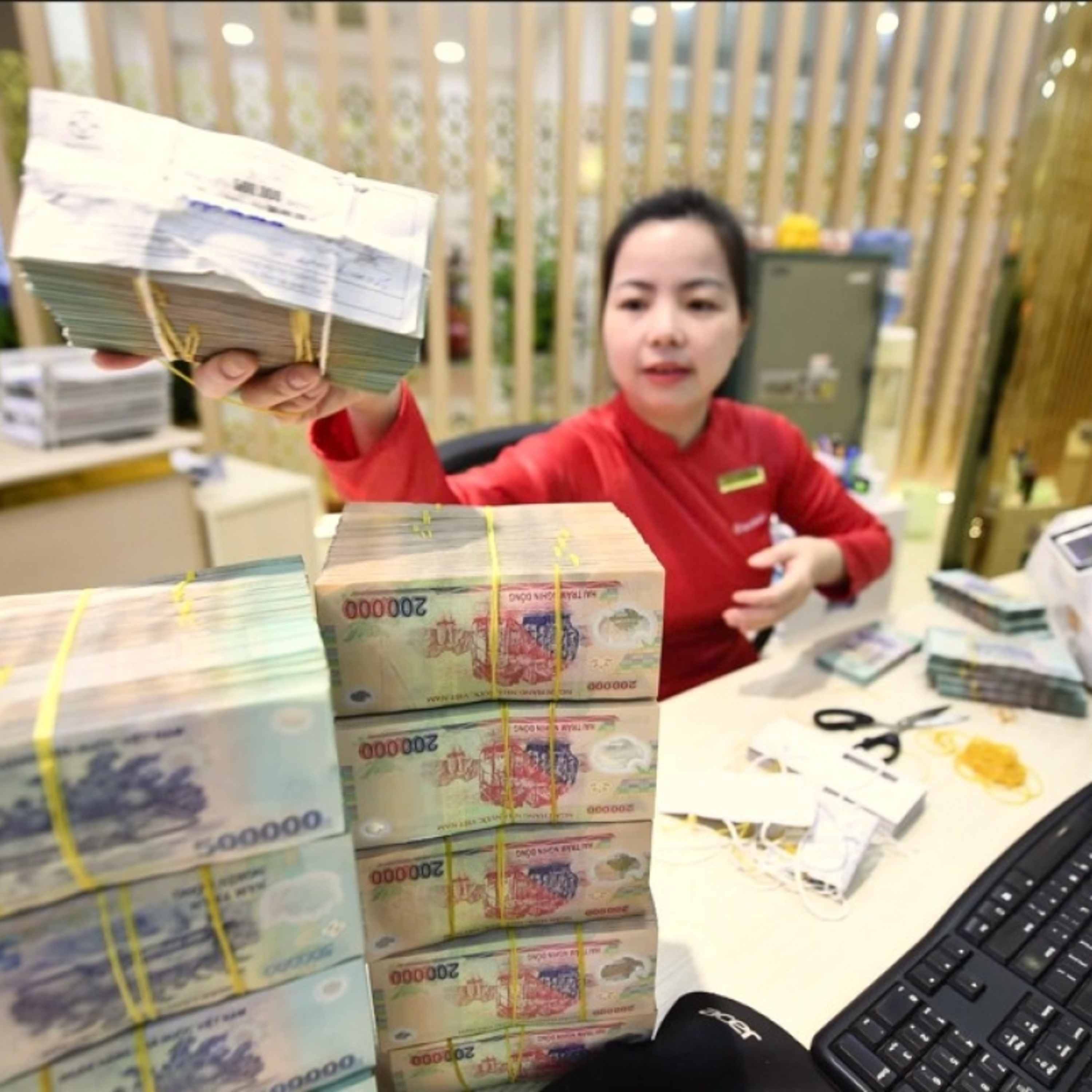 Dòng chảy Kinh tế - Ba quý - tín dụng áp sát mục tiêu cả năm: Thêm lực cho tăng trưởng, thêm yêu cầu giữ ổn định vĩ mô episode artwork