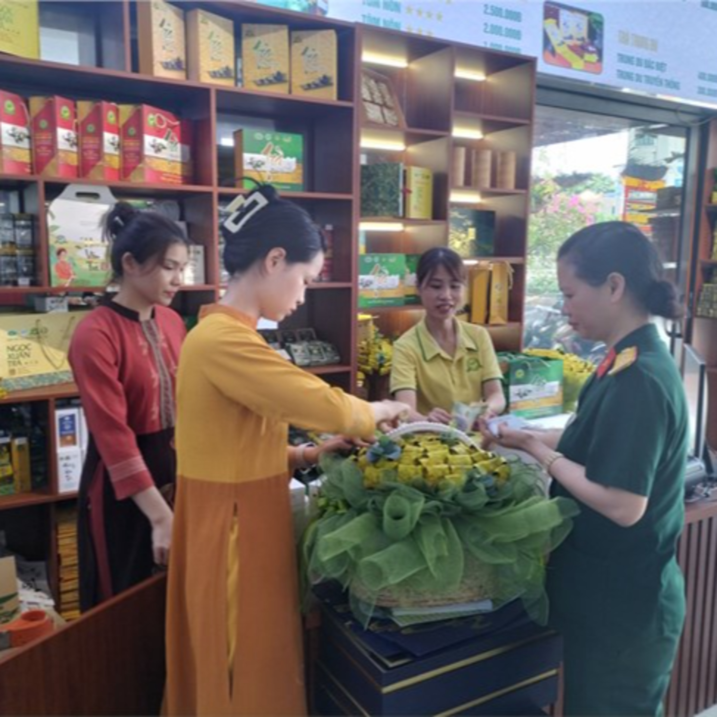 Tiêu điểm - Thái Nguyên: Đa dạng hướng sản xuất và tiêu thụ sản phẩm chè  episode artwork