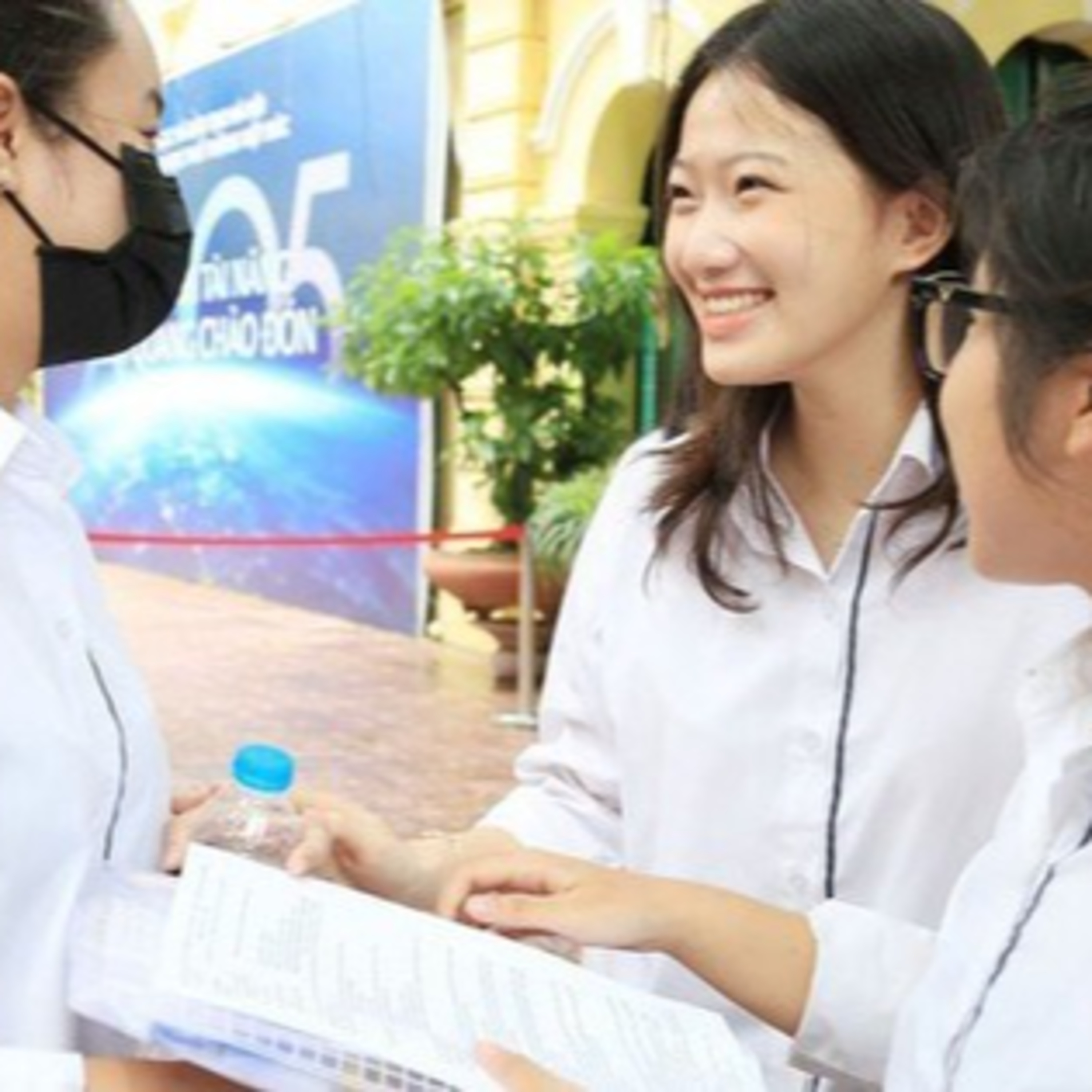 Xã hội chuyển động - Tuyển sinh Đại học 2024: Điểm trúng tuyển bằng học bạ quá thấp, nỗi lo chất lượng đào tạo episode artwork