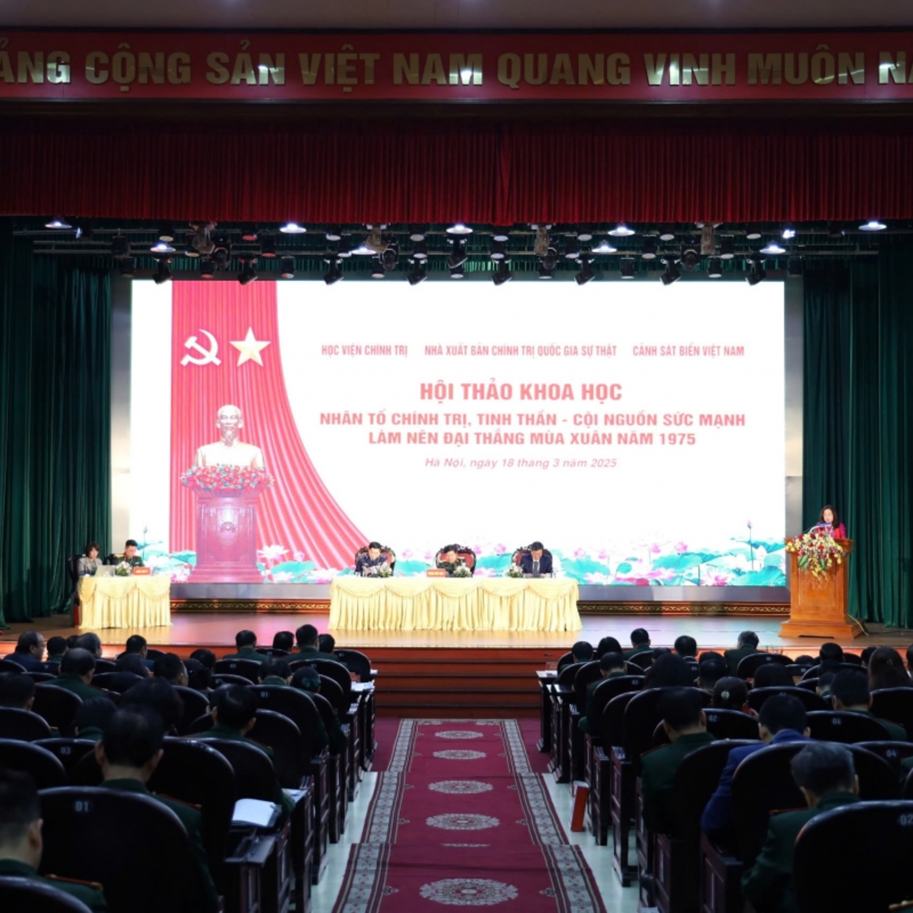 VOV - Sự kiện và Bàn luận