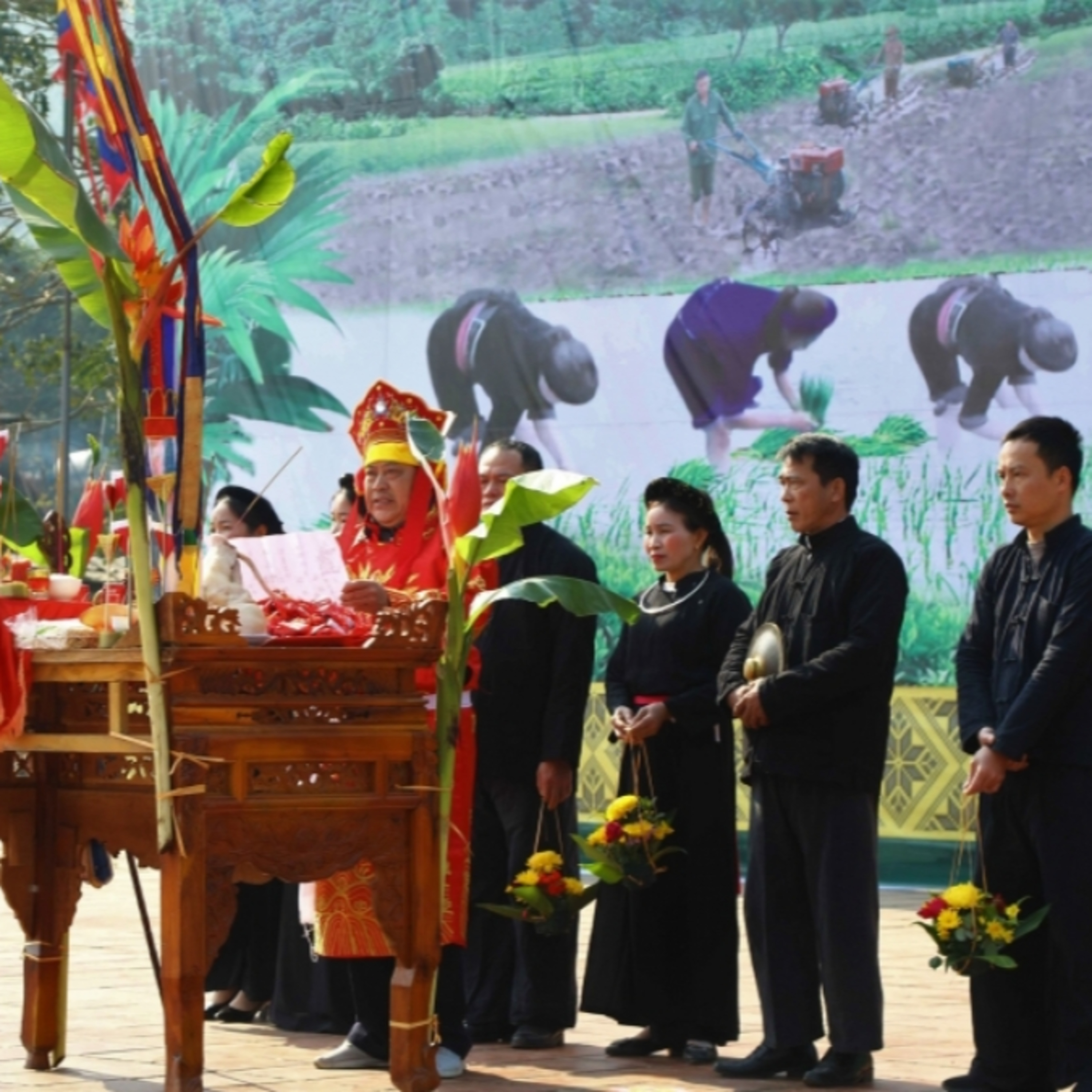 VOV - Sự kiện và Bàn luận