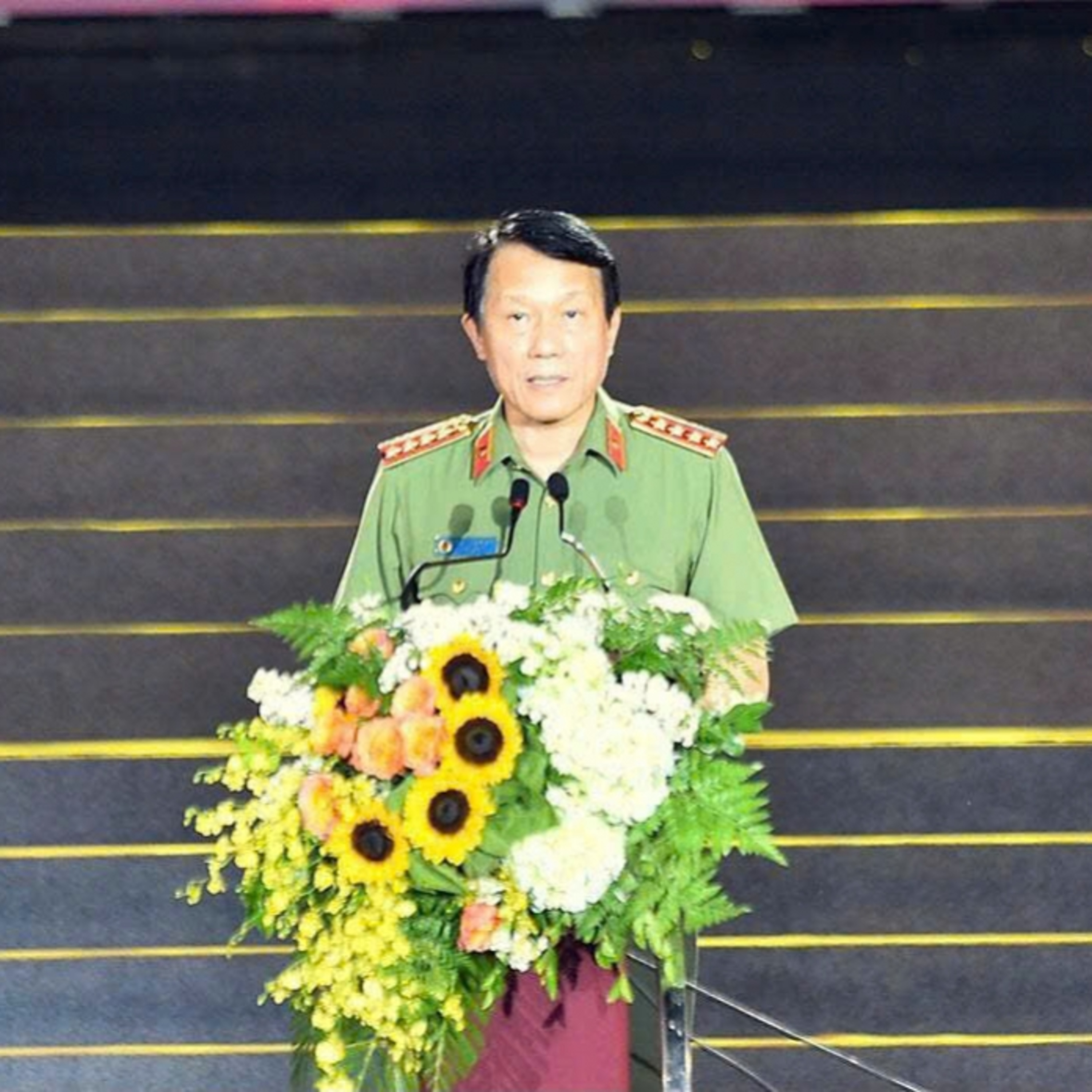 VOV - Sự kiện và Bàn luận