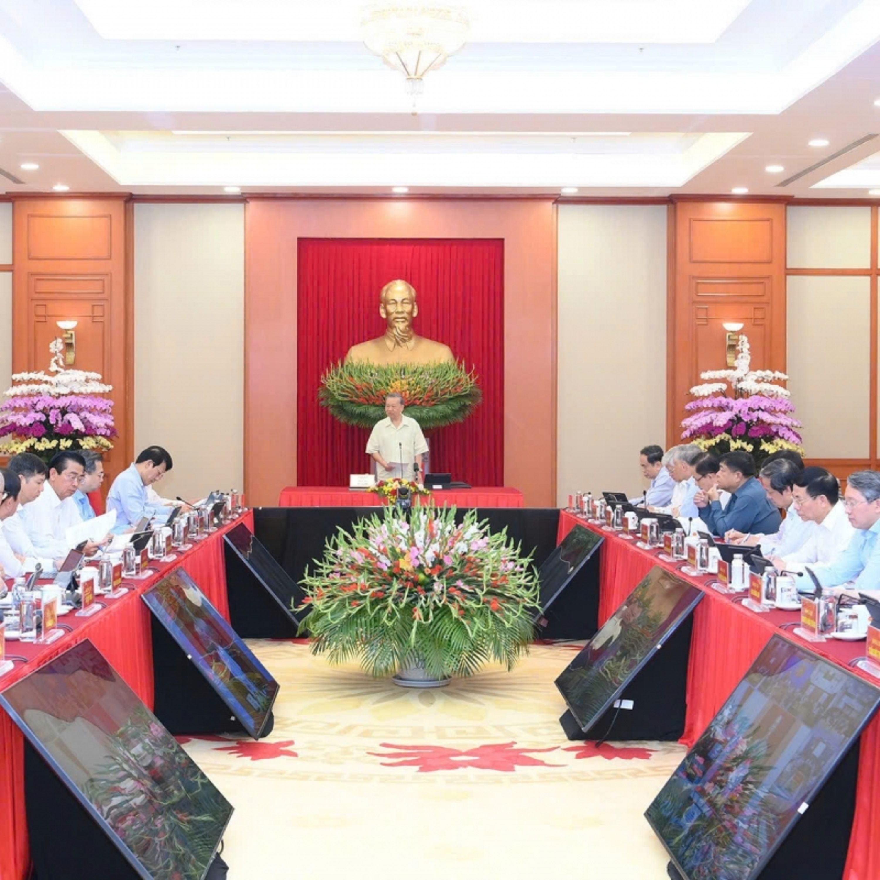 Tiêu điểm - Tổng Bí thư Tô Lâm: Kỷ cương đi trước - Nguồn lực đi cùng - Kết quả là thước đo