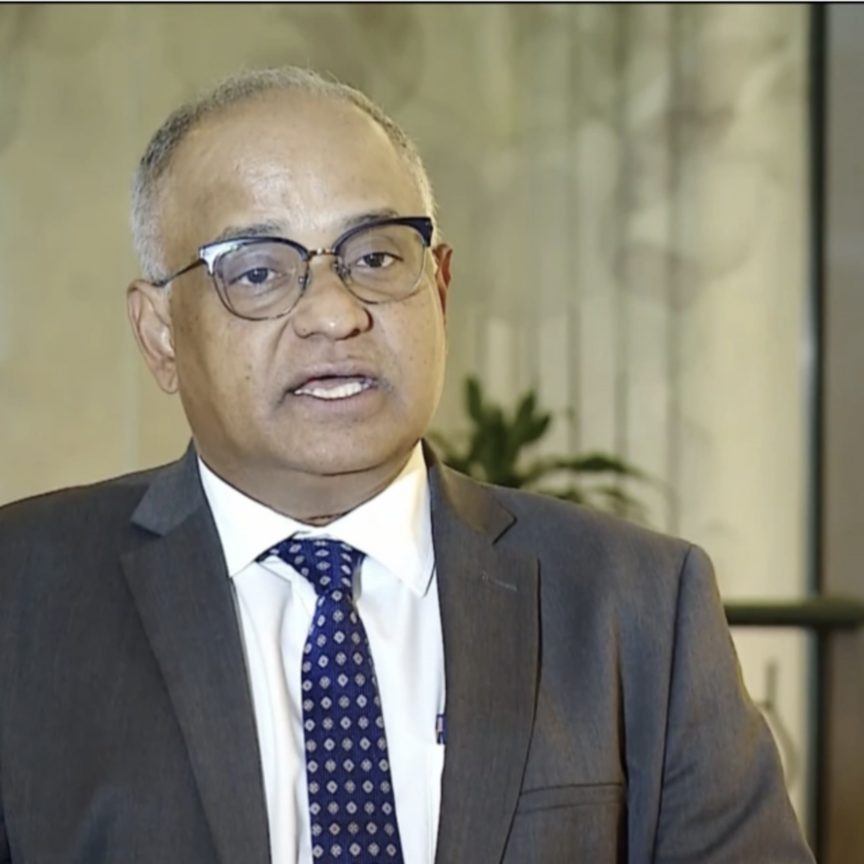 Thế giới với Việt Nam - Giám đốc Ngân hàng phát triển châu Á tại Việt Nam: Việt Nam cần tạo động lực tăng trưởng mới từ đầu