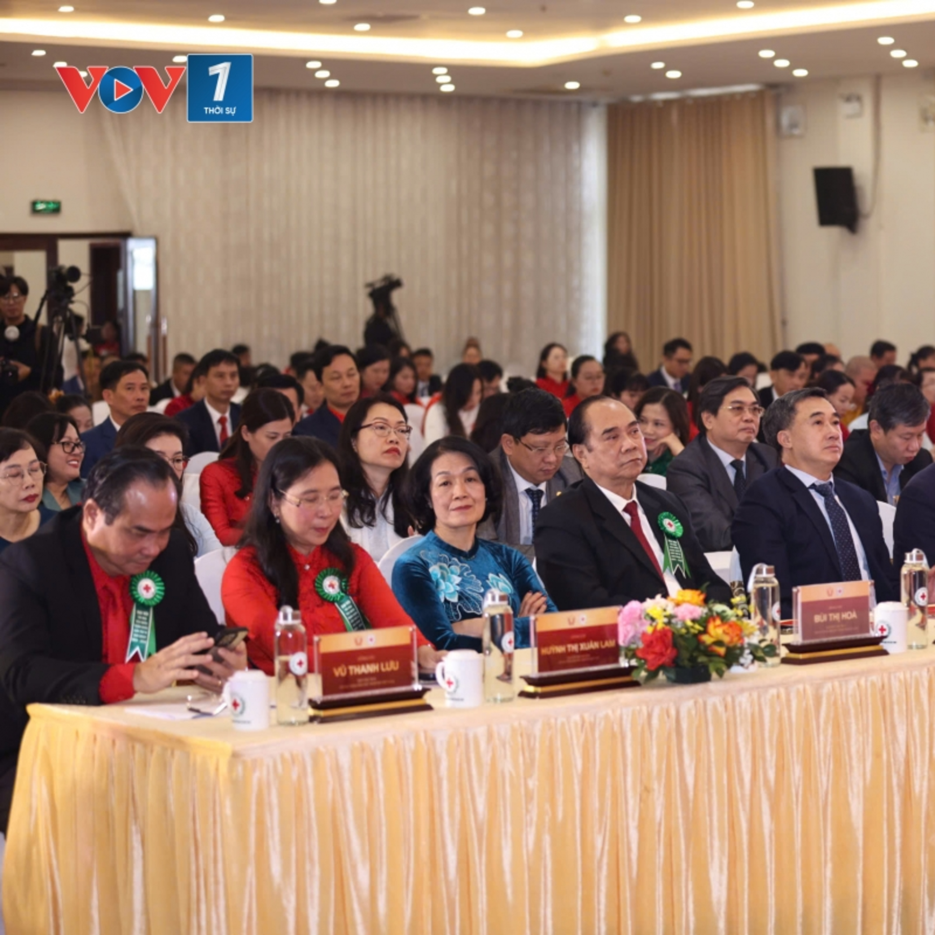 Tiêu điểm - Đại hội Thi đua yêu nước Hội Chữ thập đỏ Việt Nam lần thứ V - Lan tỏa sức mạnh nhân đạo Việt Nam Tiêu điểm - Đại hội Thi đua yêu nước Hội Chữ thập đỏ Việt Nam lần thứ V - Lan tỏa sức mạnh nhân đạo Việt Nam