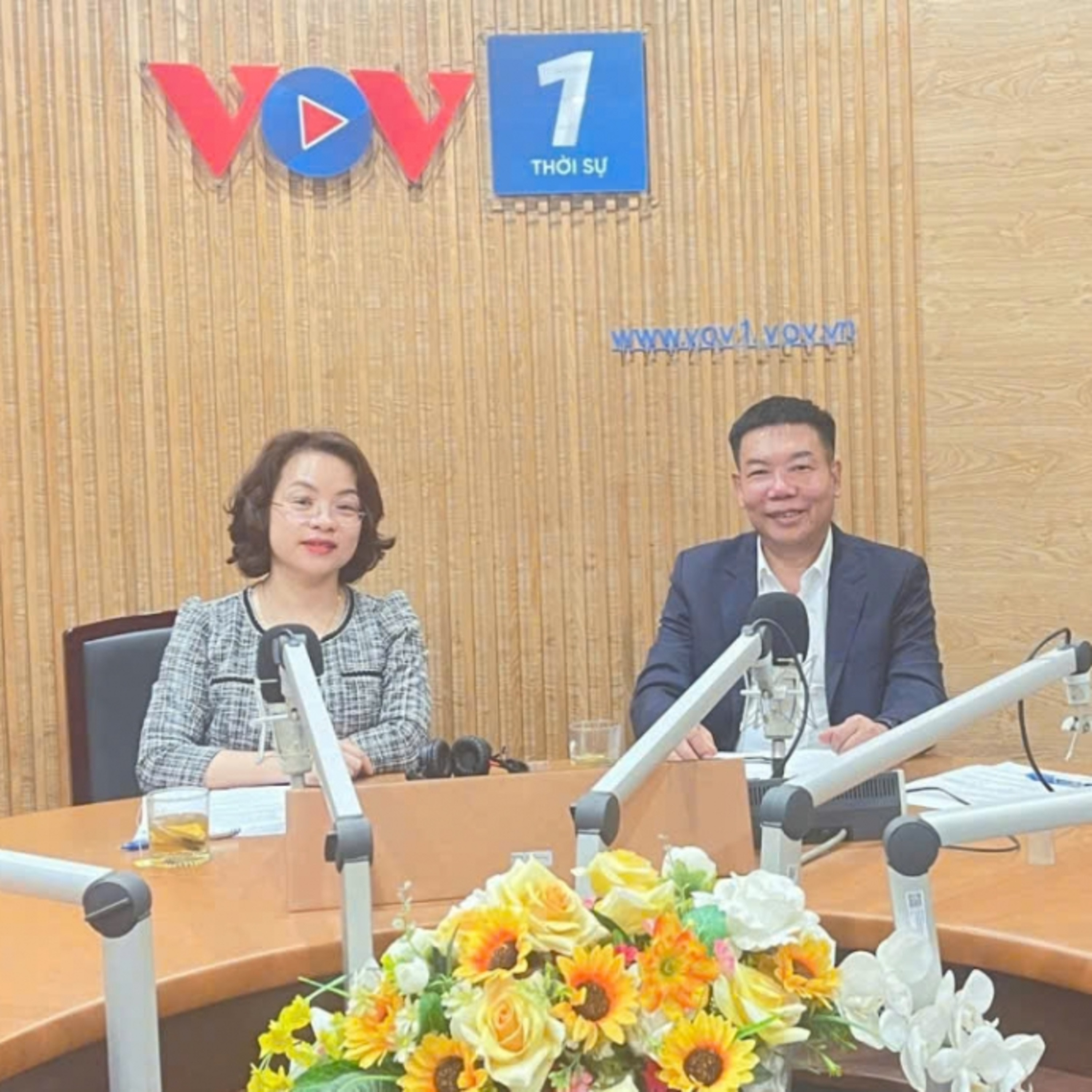 Diễn đàn chủ nhật - Thực trạng và giải pháp xây dựng vùng dược liệu chất lượng bền vững, khẳng định giá trị thuốc Việt Diễn đàn chủ nhật - Thực trạng và giải pháp xây dựng vùng dược liệu chất lượng bền vững, khẳng định giá trị thuốc Việt