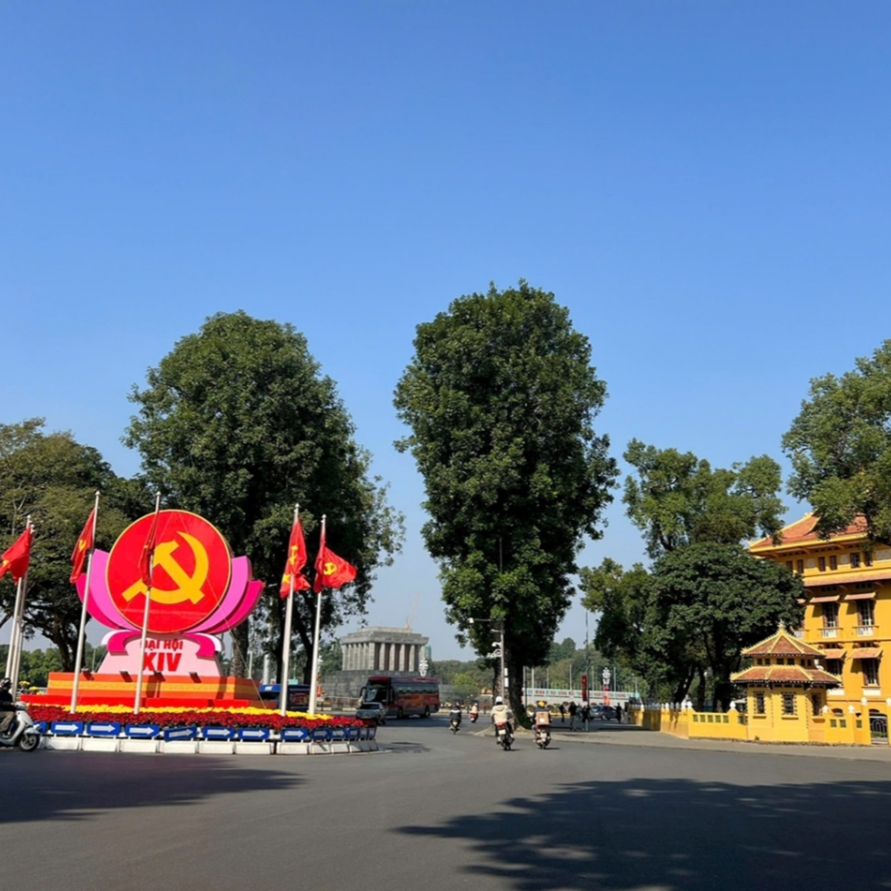 Cả dân tộc vì khát vọng trăm năm