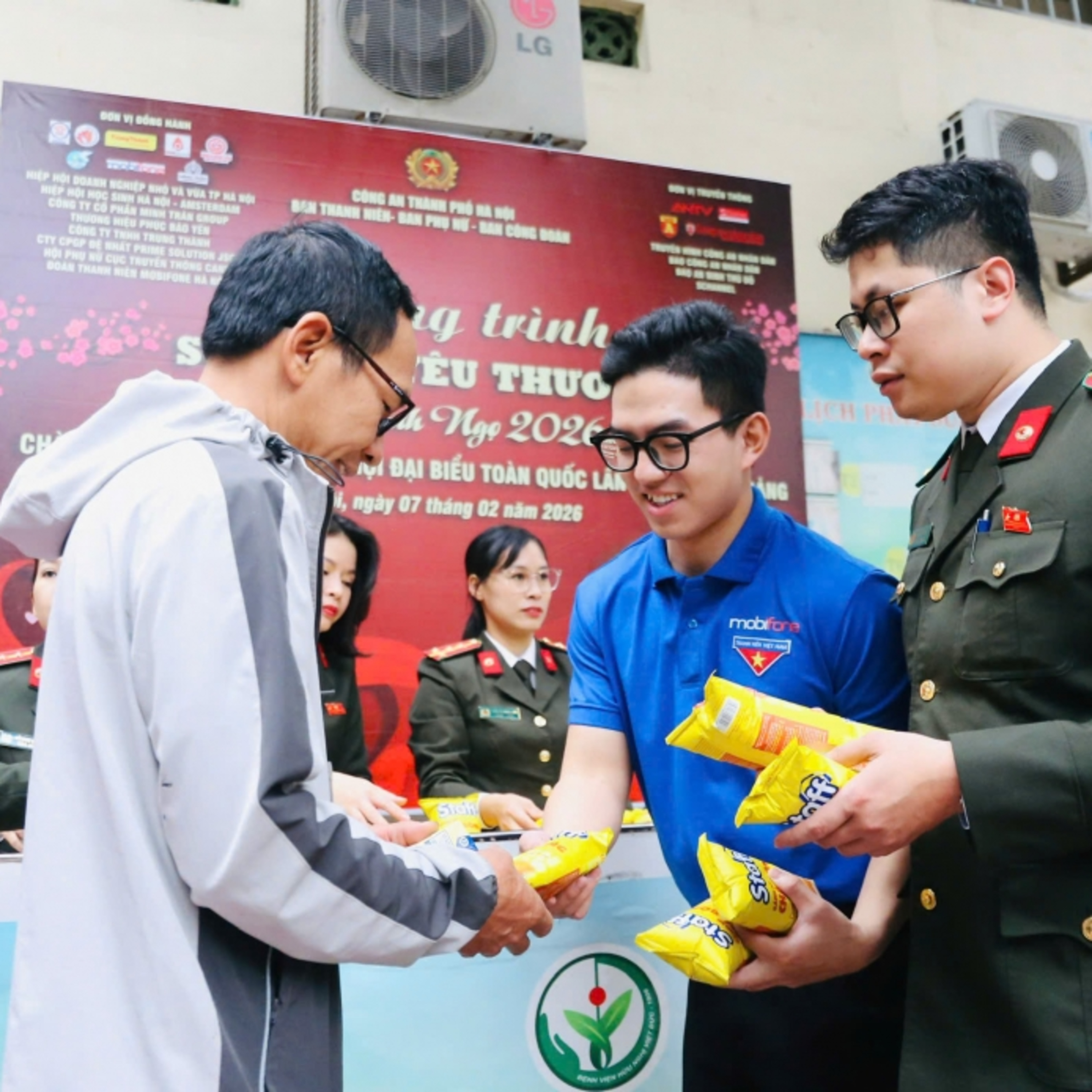 Tiêu điểm - “Suất ăn yêu thương” – Hơi ấm Xuân từ lực lượng Công an Thủ đô