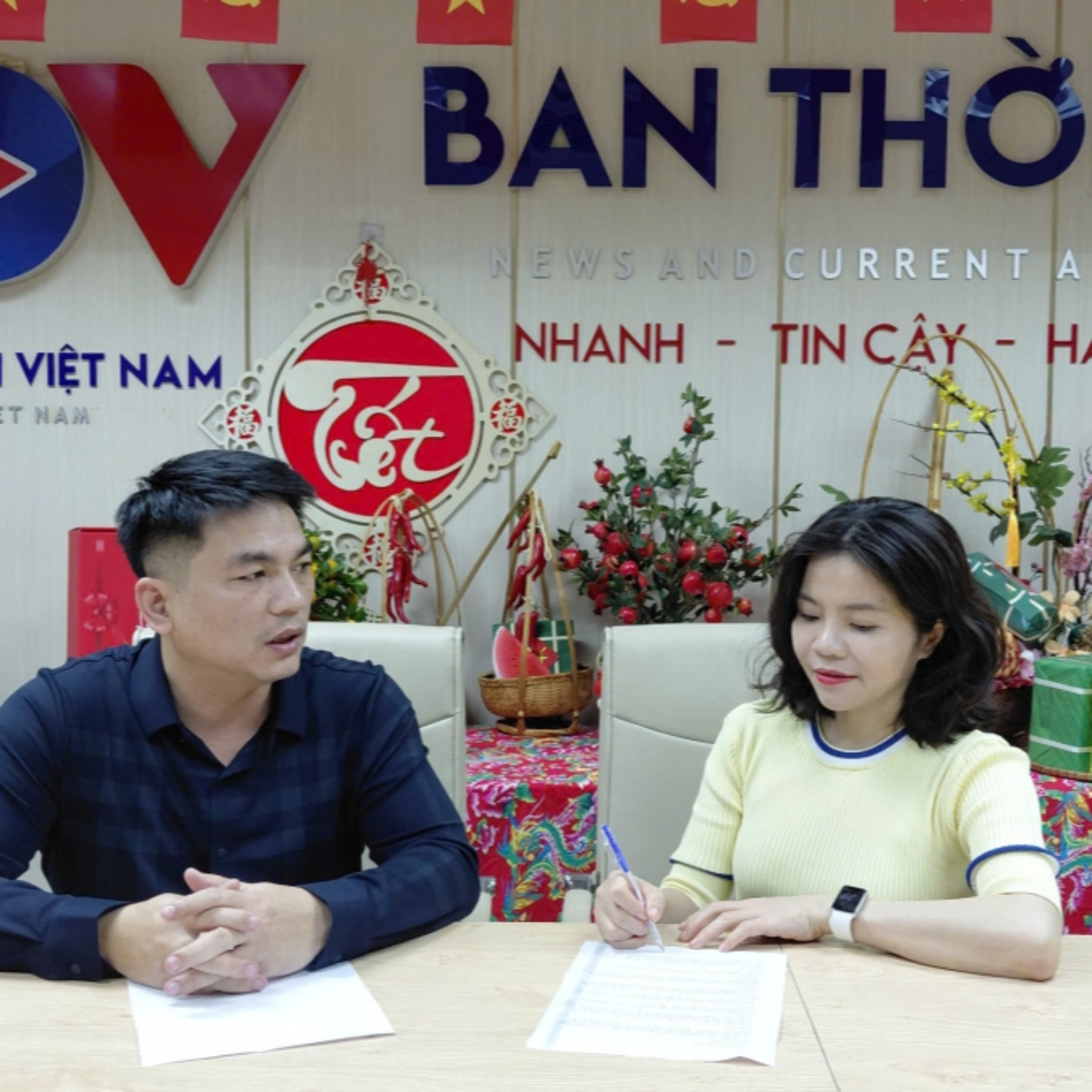 VOV - Sự kiện Bàn luận