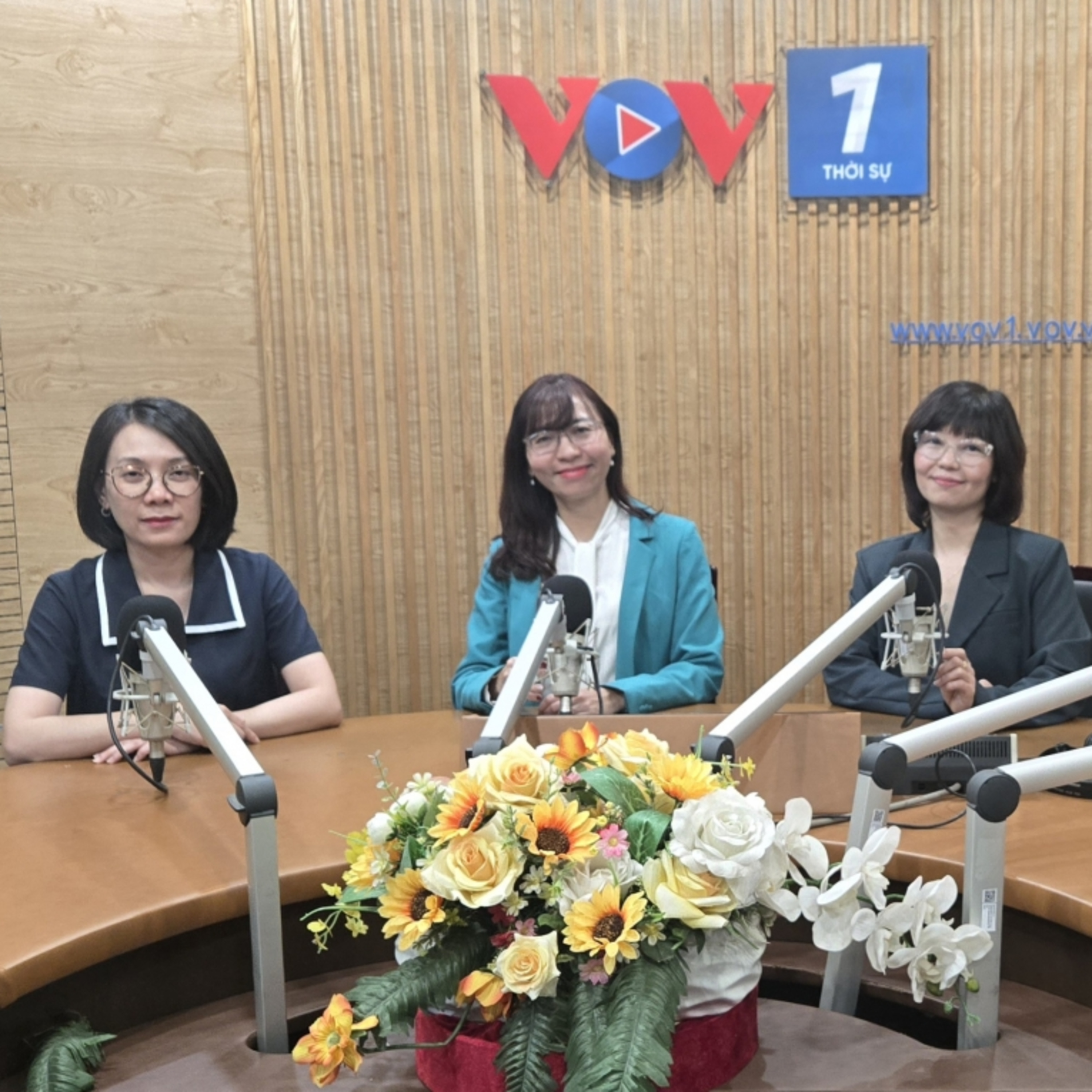 Câu chuyện thời sự - Hỗ trợ tìm kiếm cơ hội việc làm tại nước ngoài, tránh "bẫy" mua bán người