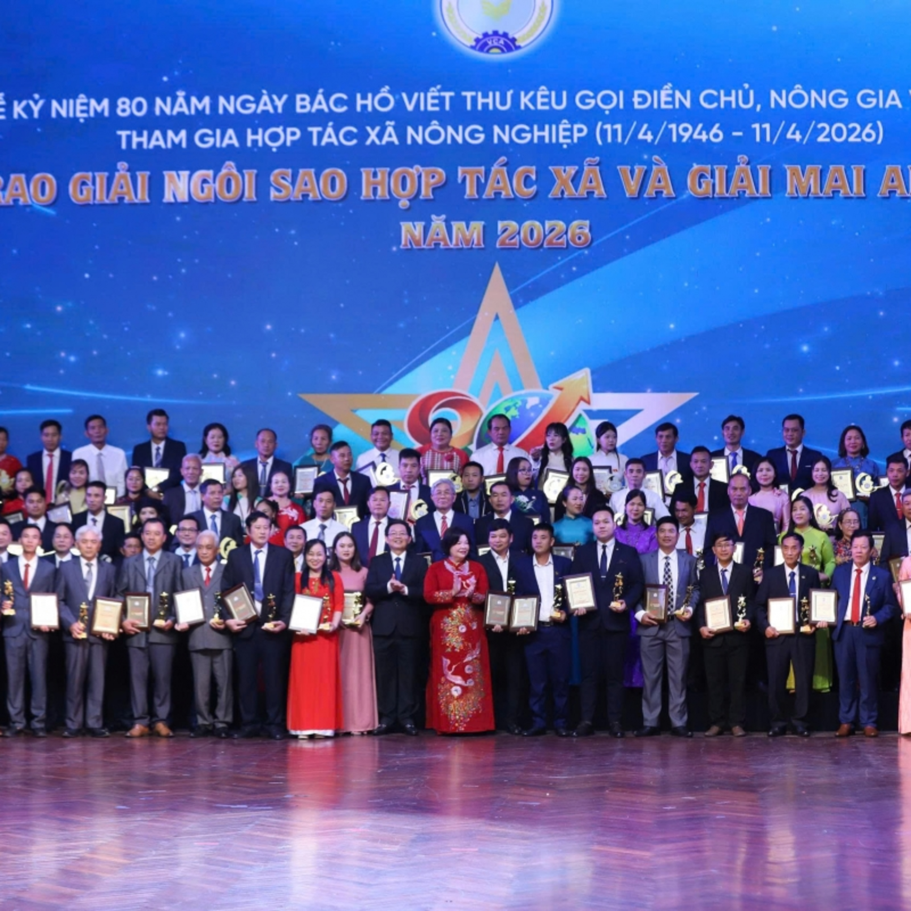 Tiêu điểm - Lễ trao giải thưởng "Ngôi sao Hợp tác xã" và "Mai An Tiêm" 2026