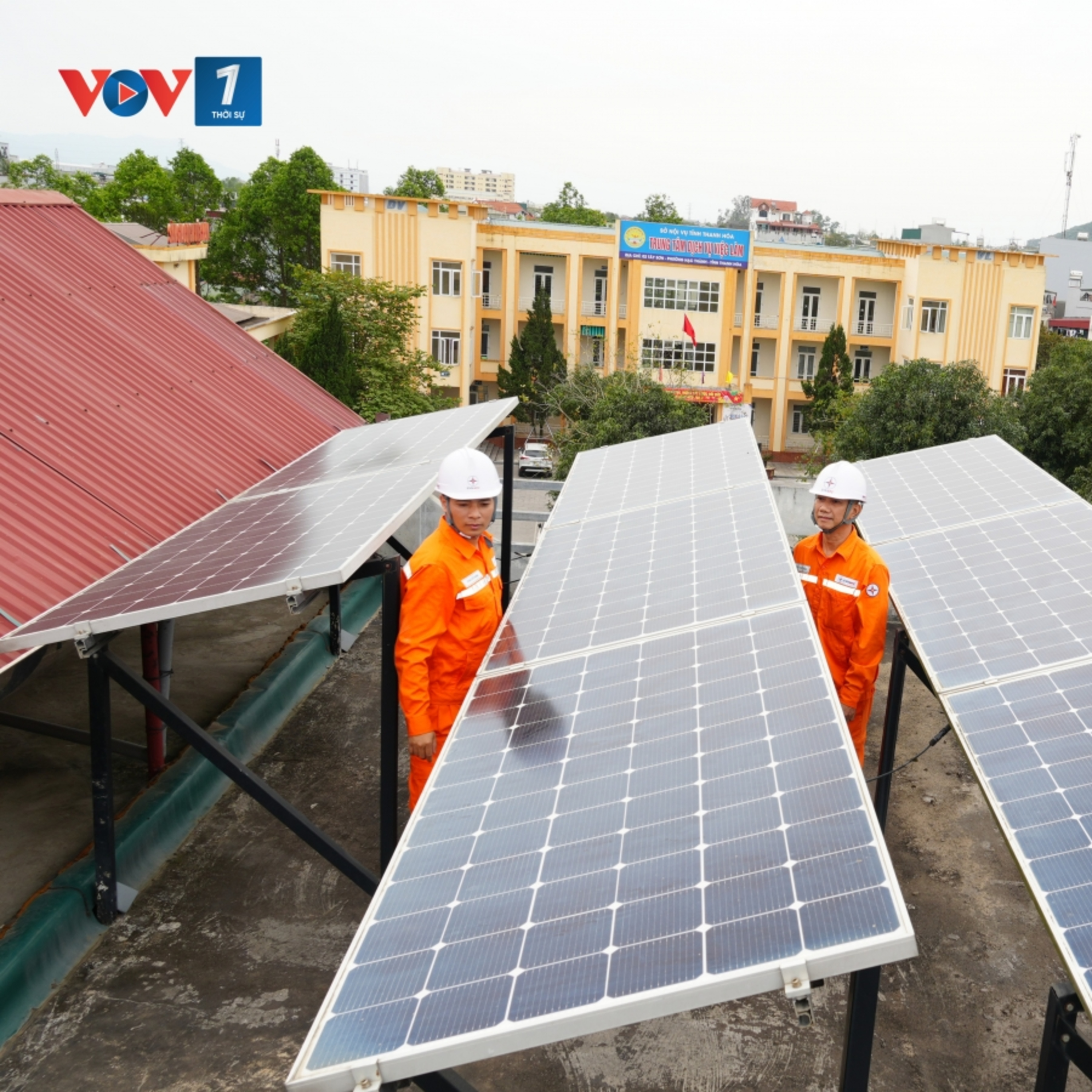 Tiêu điểm - Điện mặt trời mái nhà ở miền Bắc: Lợi ích thiết thực cho cả khách hàng, ngành điện & môi trường