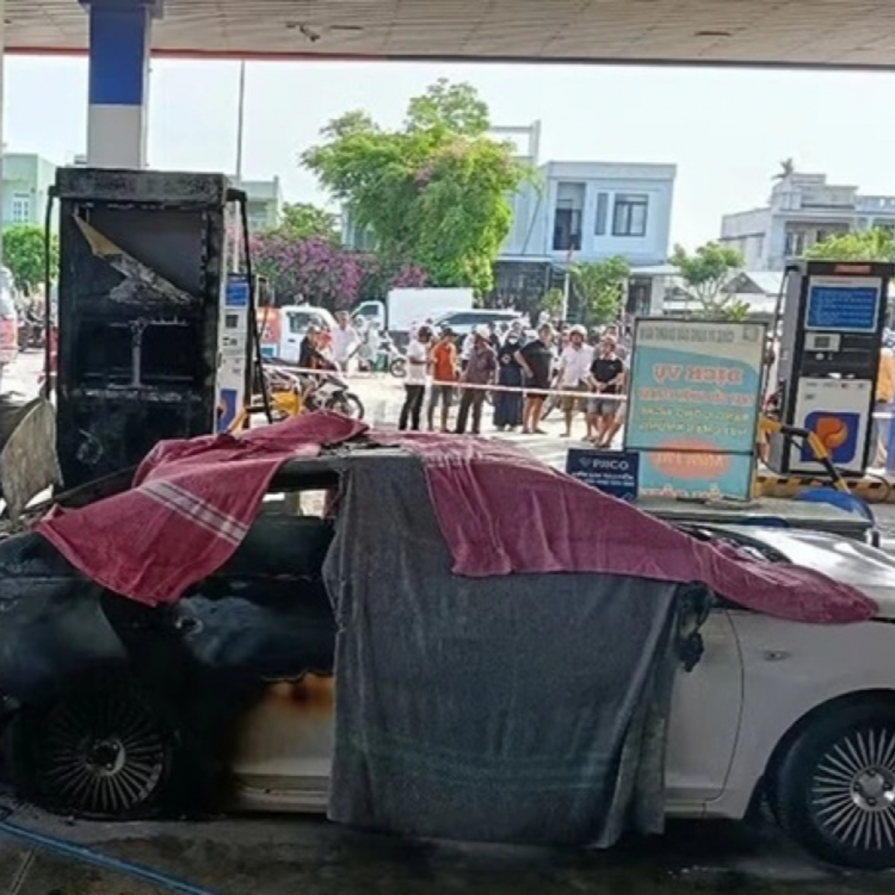 Dòng chảy sự kiện - Cháy nổ ô tô gia tăng: Lỗ hổng kỹ năng ứng phó của người dân?