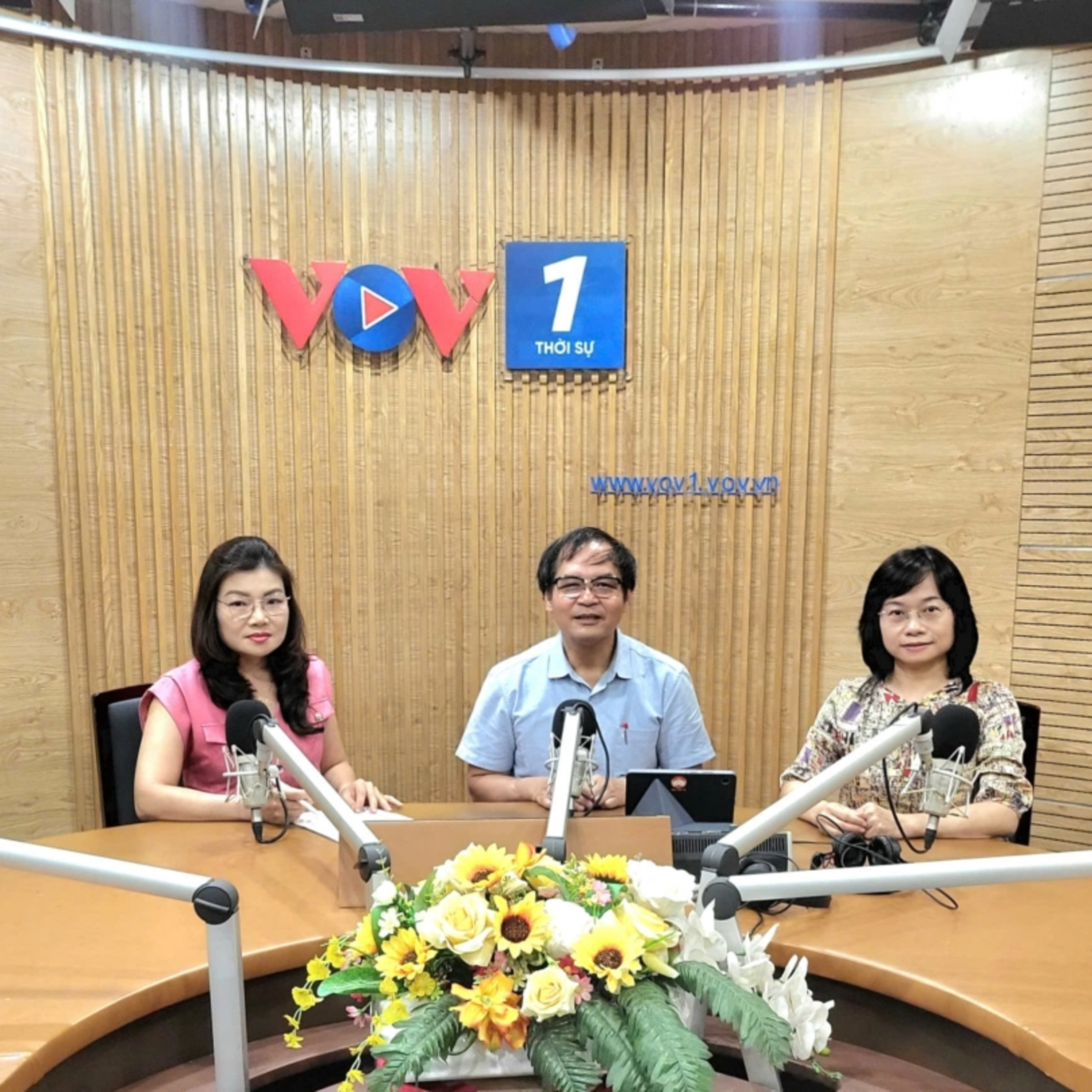 Diễn đàn Chủ nhật - Phát huy tư tưởng Hồ Chí Minh về vai trò của kinh tế tư nhân -Vì mục tiêu Dân giàu, Nước mạnh