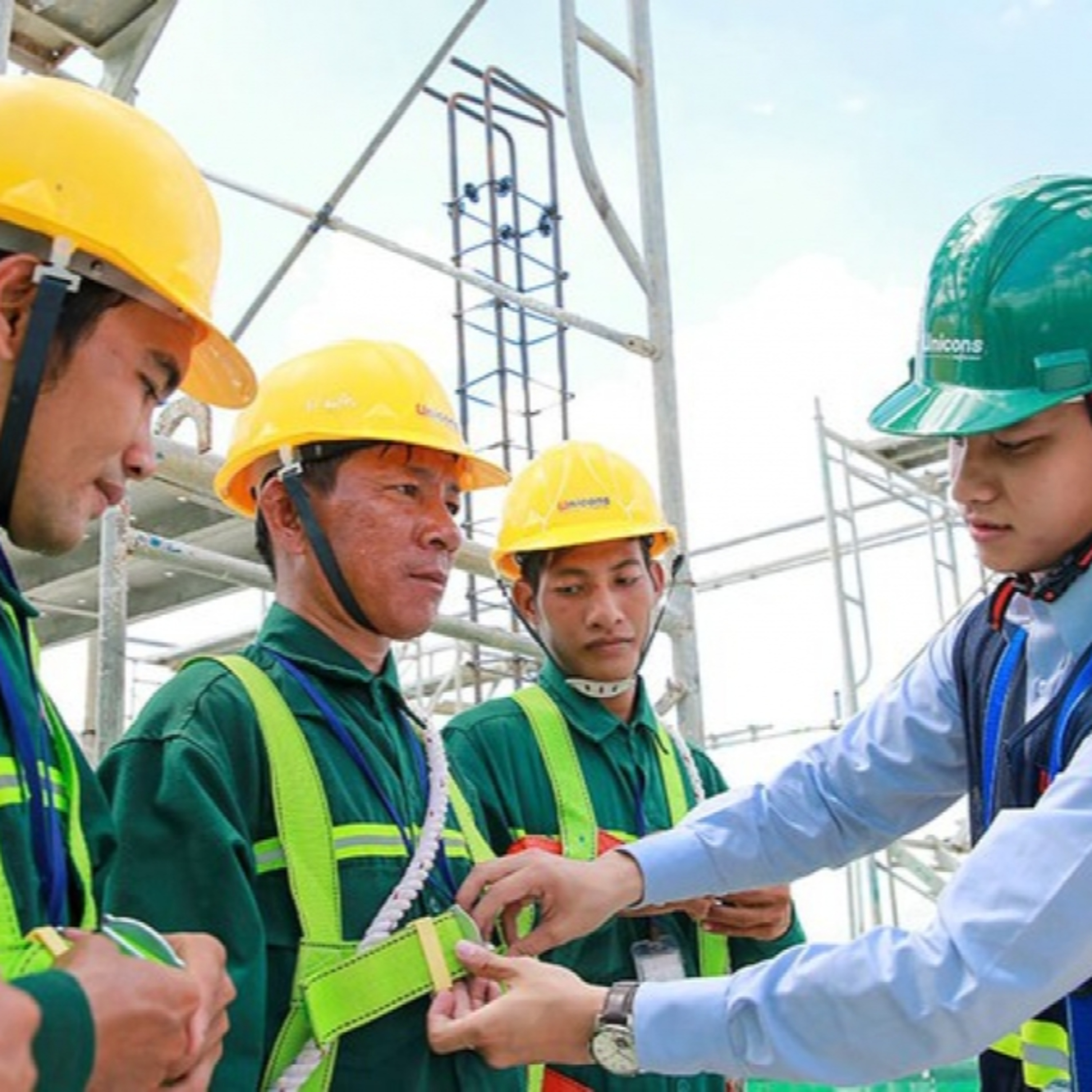 Xã hội chuyển động - An toàn lao động: Đừng để chỉ “nóng” trong một tháng