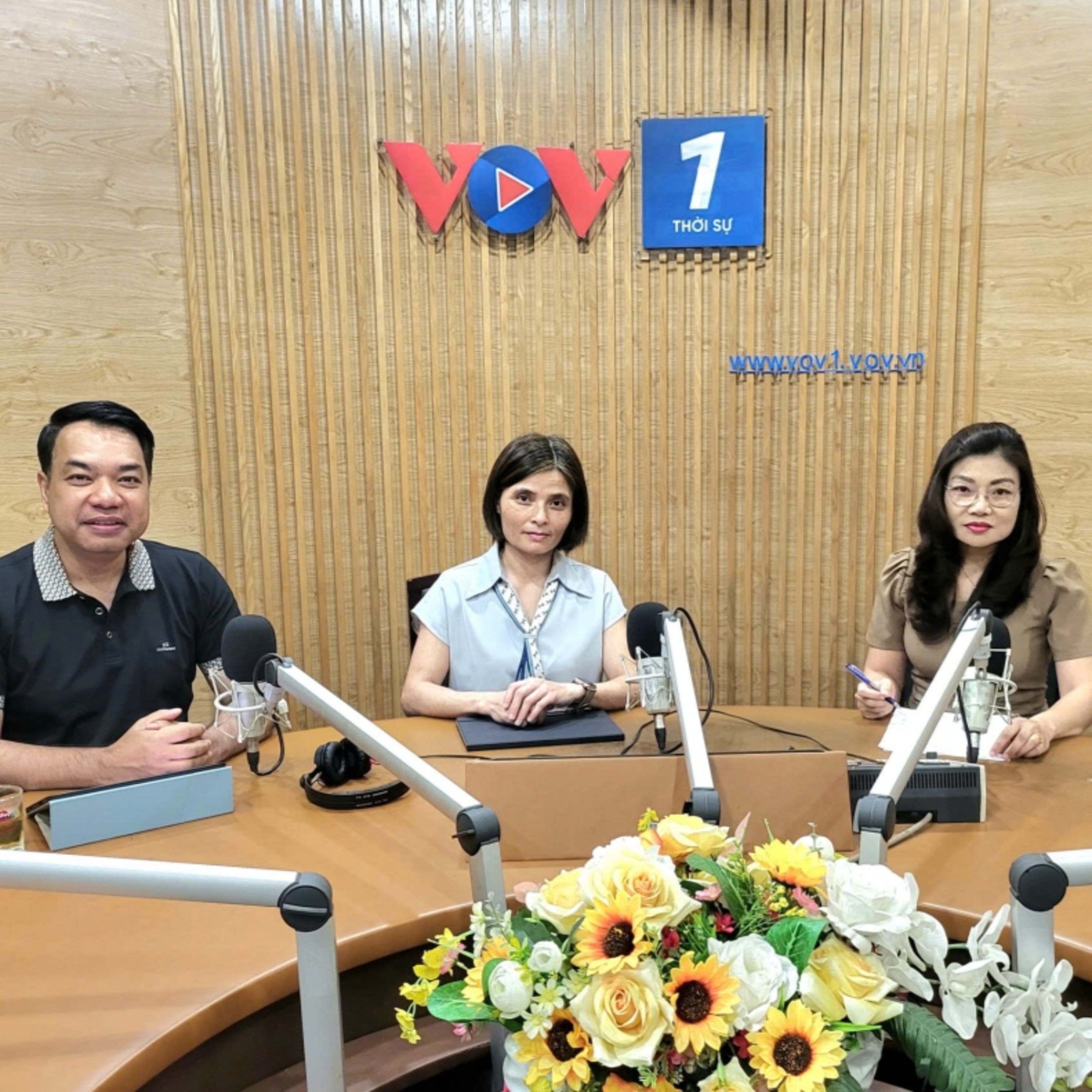 Diễn đàn Chủ nhật - Giao chỉ tiêu tăng trưởng cho các địa phương, DNNN: Giải pháp hiện thực hoá mục tiêu "2 con số"