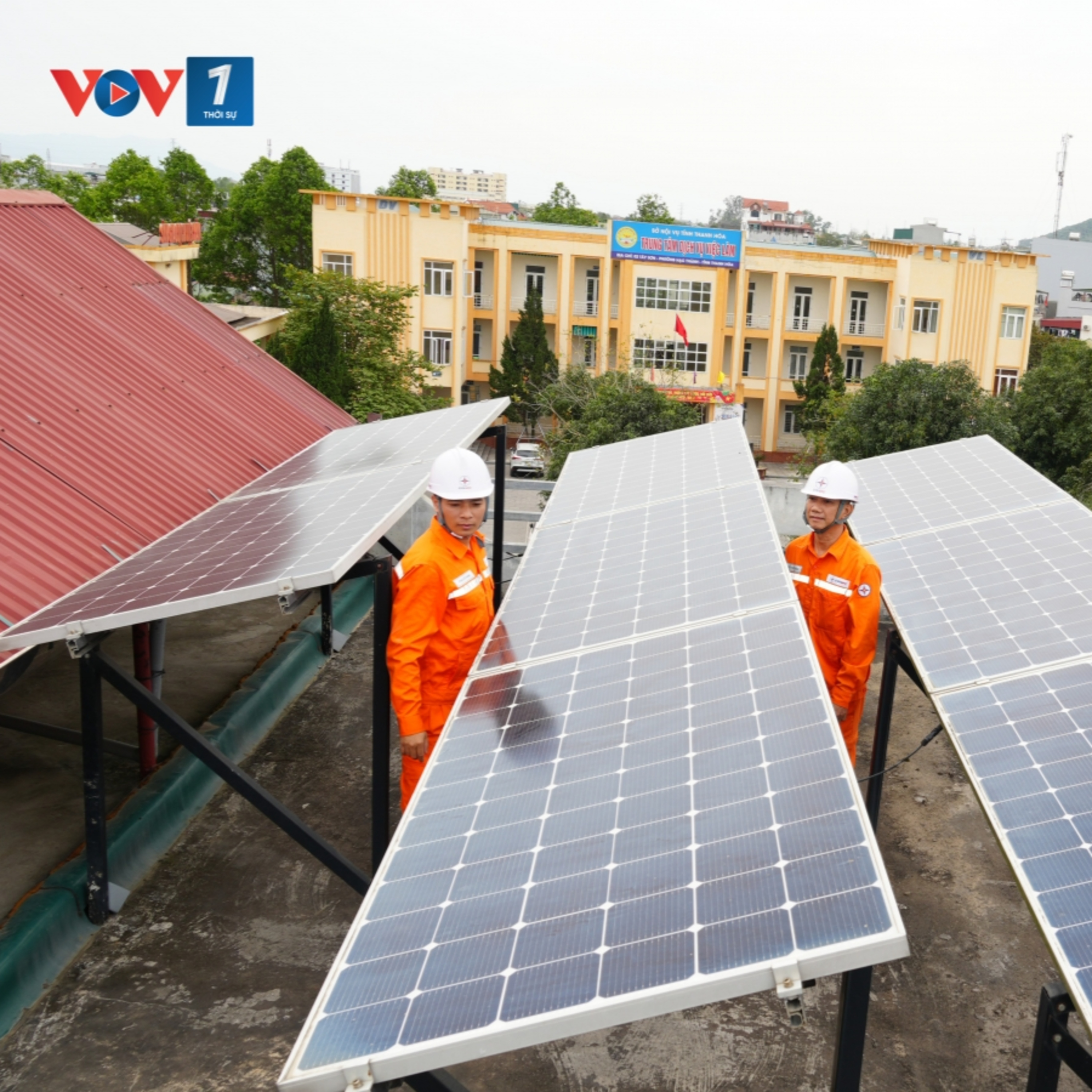 Tin Kinh tế - EVNNPC khuyến nghị giải pháp giúp giảm chi phí tiền điện thời gian cao điểm nắng nóng
